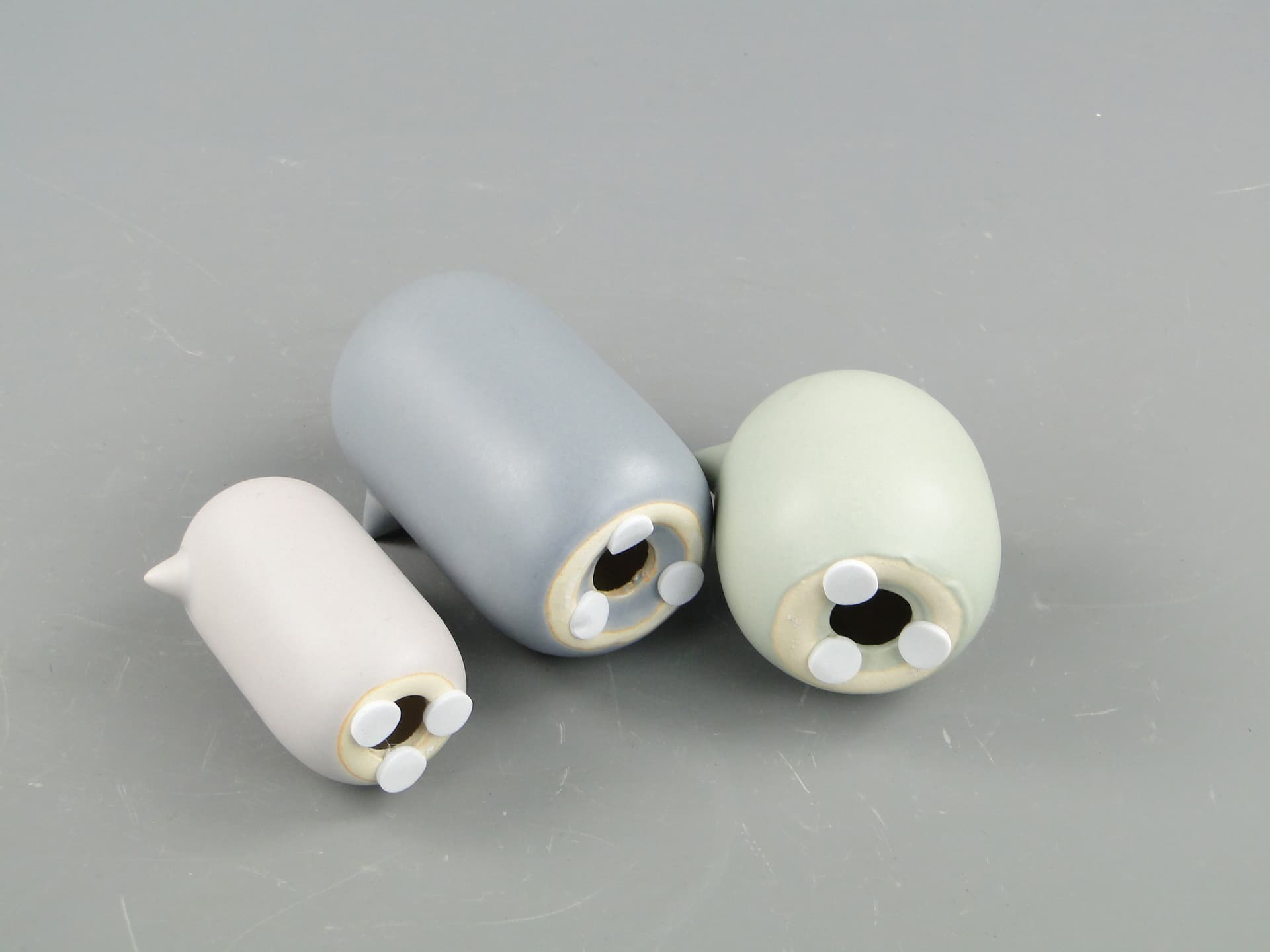 Set of Three Bird Figurines, grey ceramics, Scandinavia, 21st c. - 47639