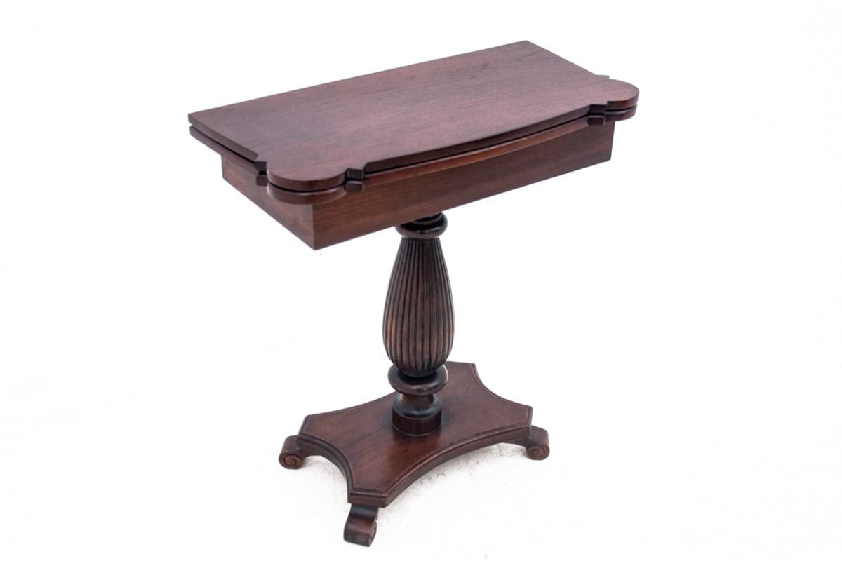 Ciemnobrązowy stolik karciak, Europa Północna, lata 70. XIX wieku - 47571