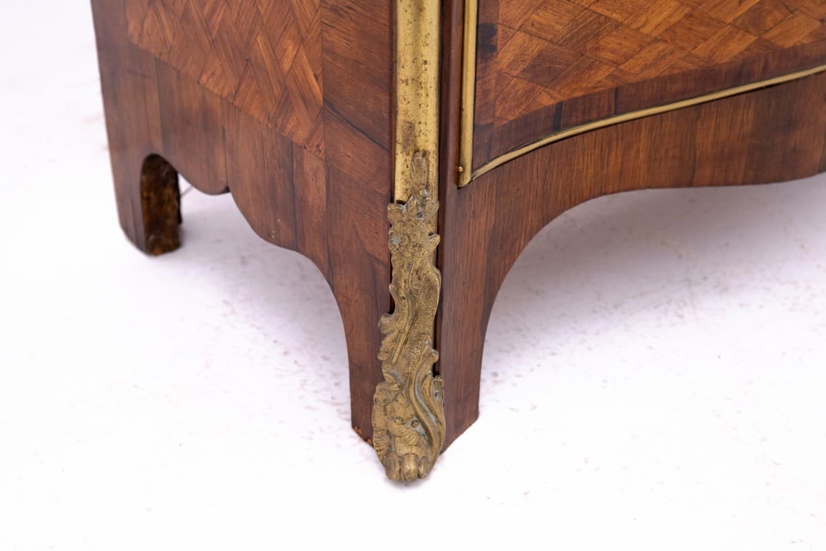 Orzechowa komoda, styl Ludwika XV, Francja, XIX w. - 47817