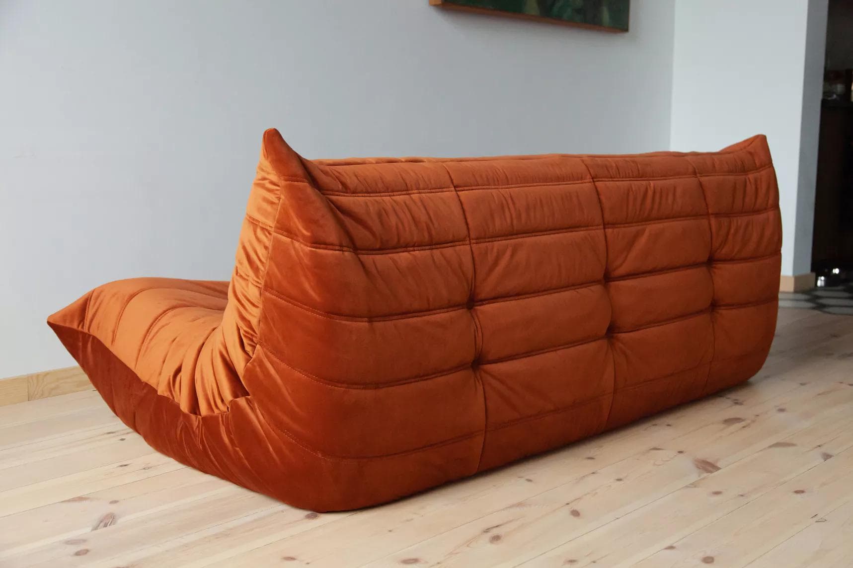 Sofa Togo trzyosobowa, velvet pomarańczowy bursztyn - 51305
