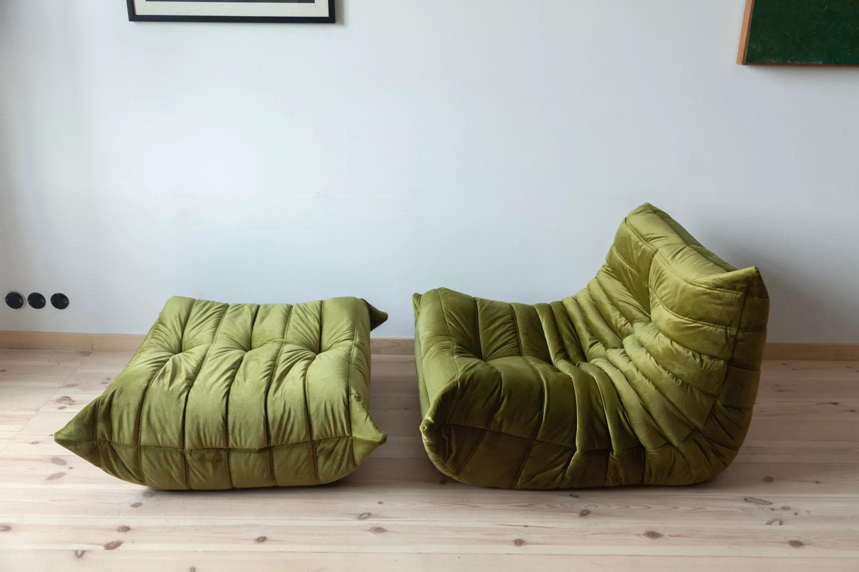 Fotel wypoczynkowy Togo z podnóżkiem, velvet zielony oliwka - 52182