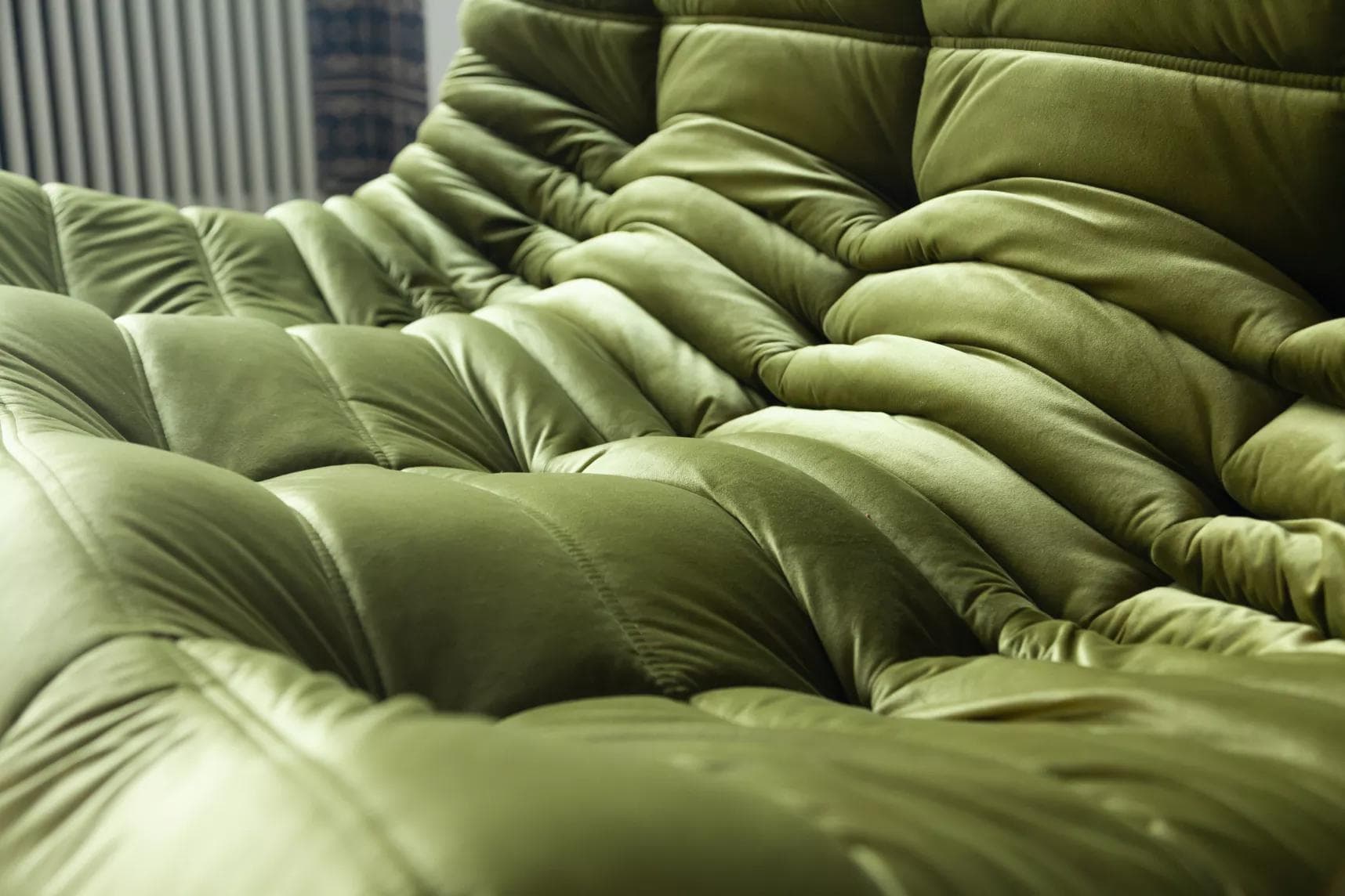 Sofa Togo trzyosobowa, velvet zielony oliwka - 52153