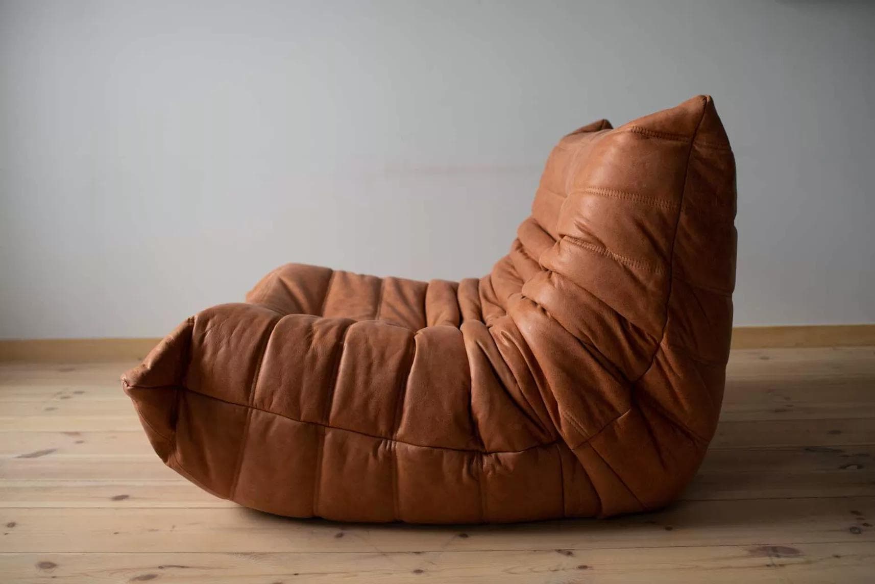 Fotel wypoczynkowy Togo, skóra brązowa peach - 52132