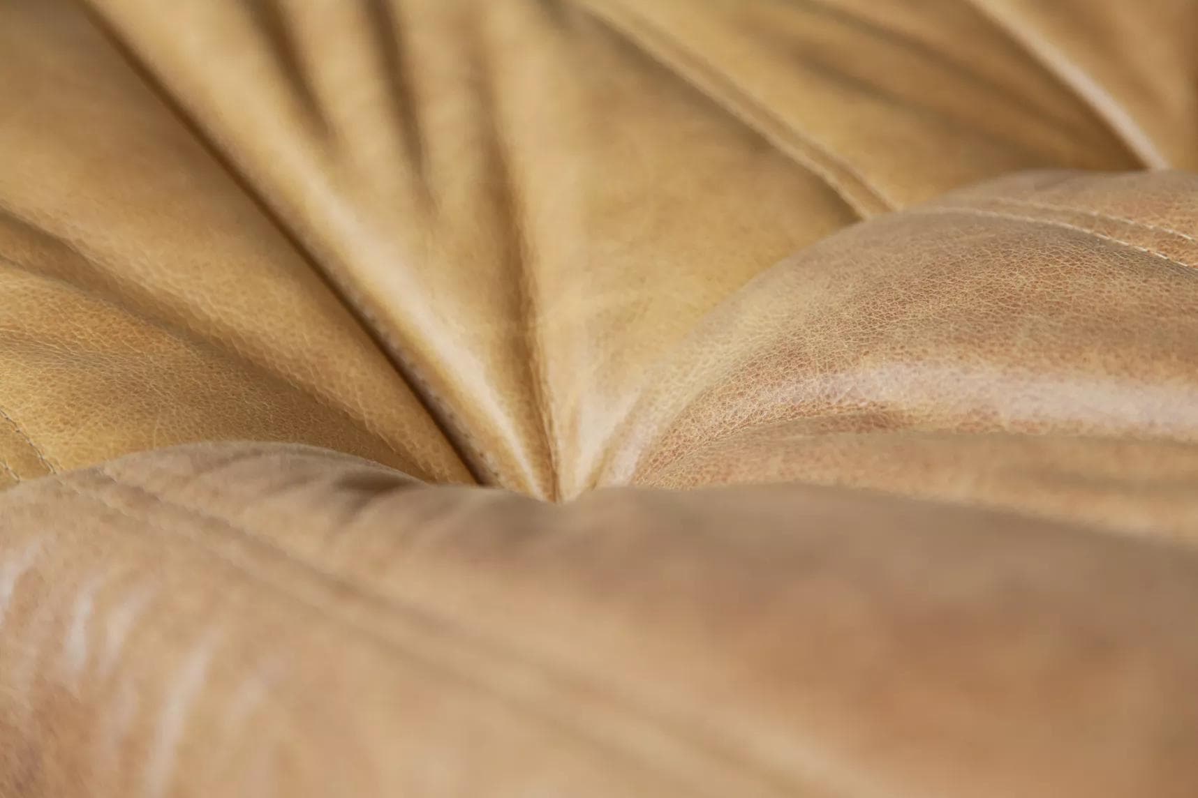 Fotel wypoczynkowy Togo z podnóżkiem, skóra brązowa camel - 51959