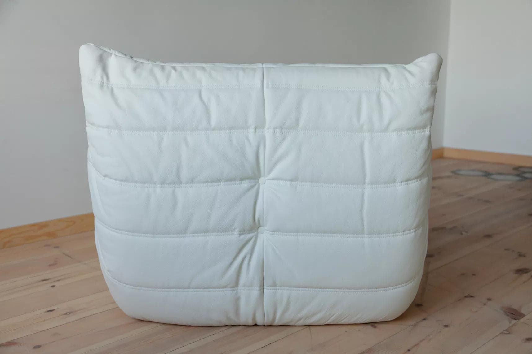 Fotel wypoczynkowy Togo z podnóżkiem, skóra biała madras - 51955