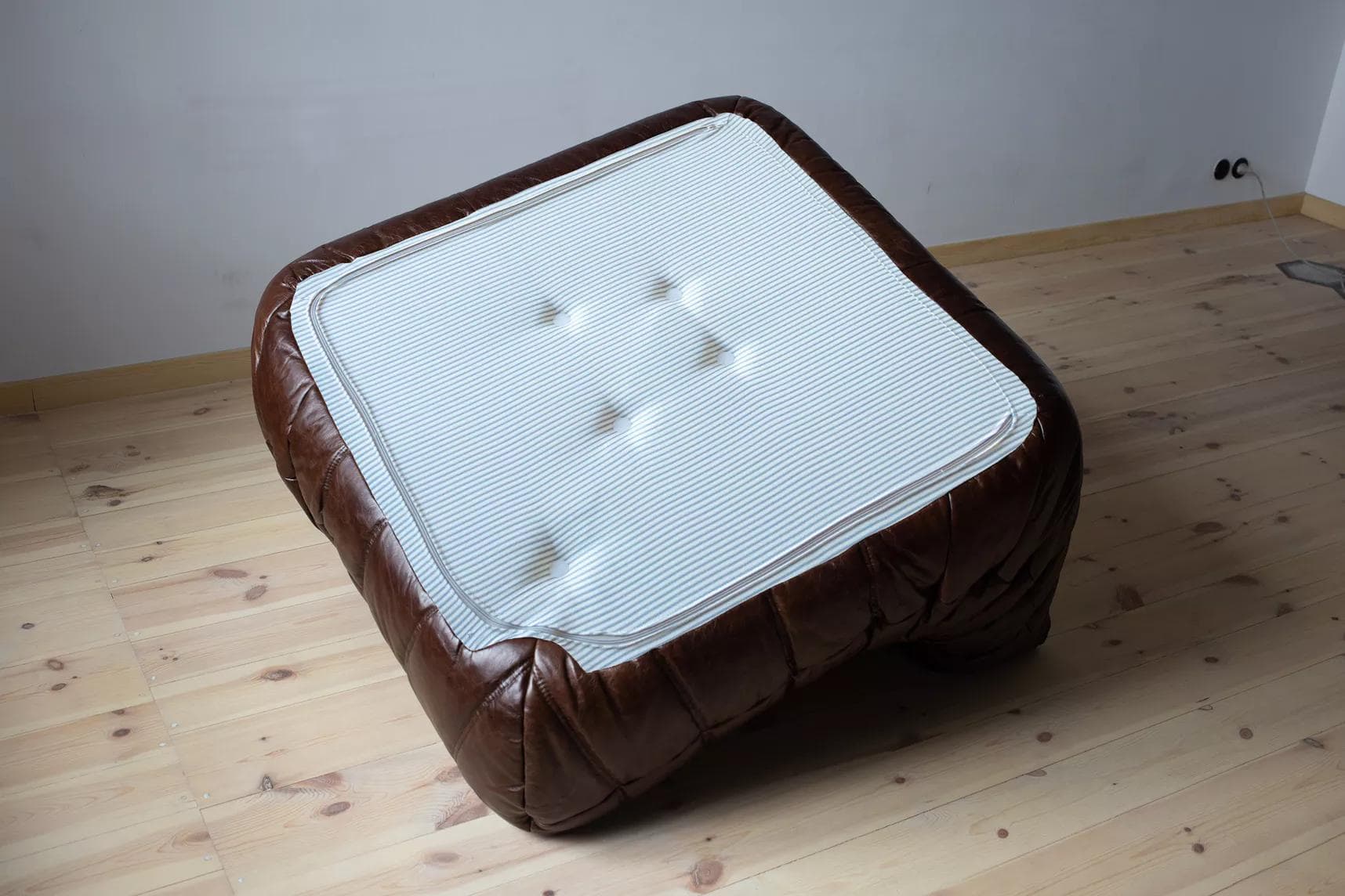 Narożnik Togo, skóra brązowa dark shiny - 51877