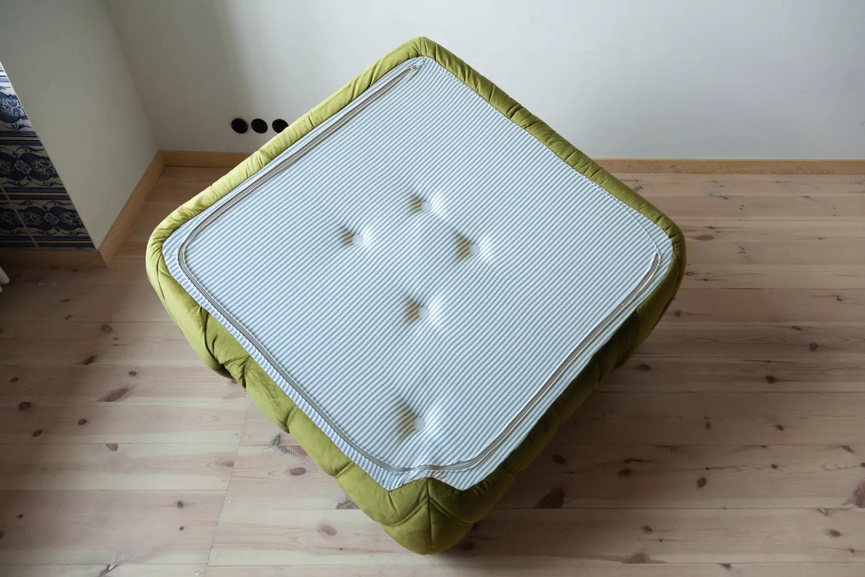 Narożnik Togo, velvet zielony oliwka - 51715