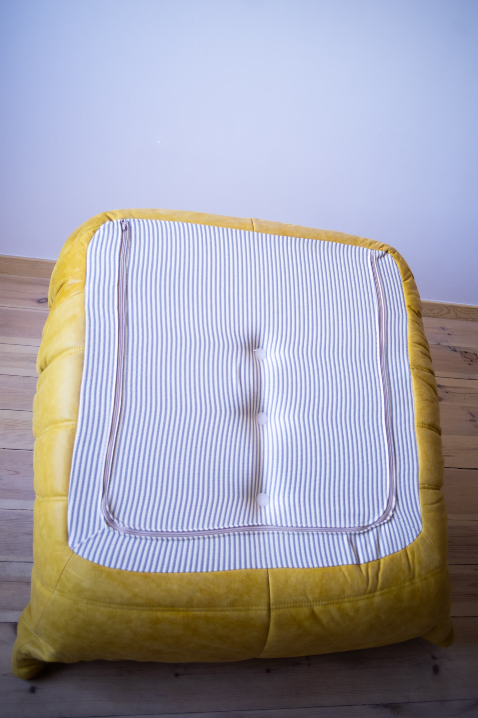 Fotel wypoczynkowy Togo, skóra żółta dubai - 52343