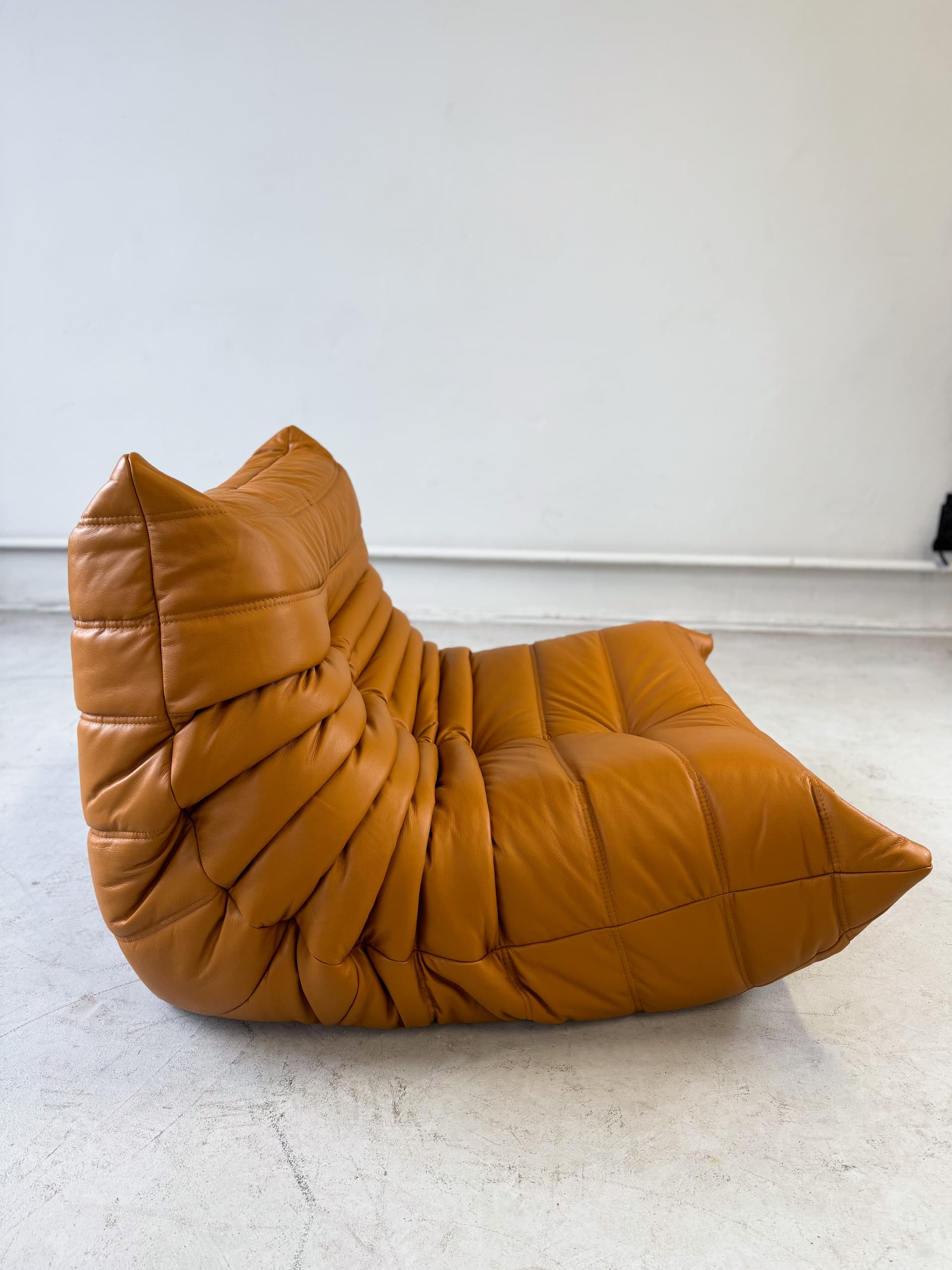 Fotel wypoczynkowy Togo, skóra brązowa light cognac - 52452