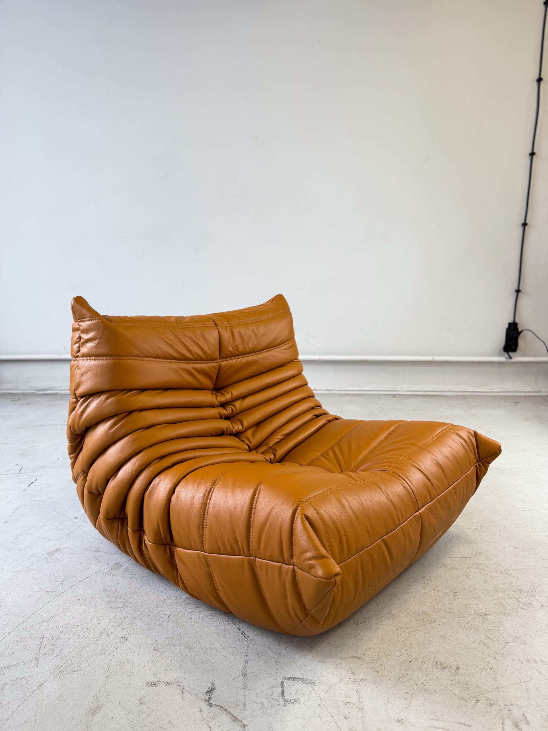 Fotel wypoczynkowy Togo, skóra brązowa light cognac - 52450