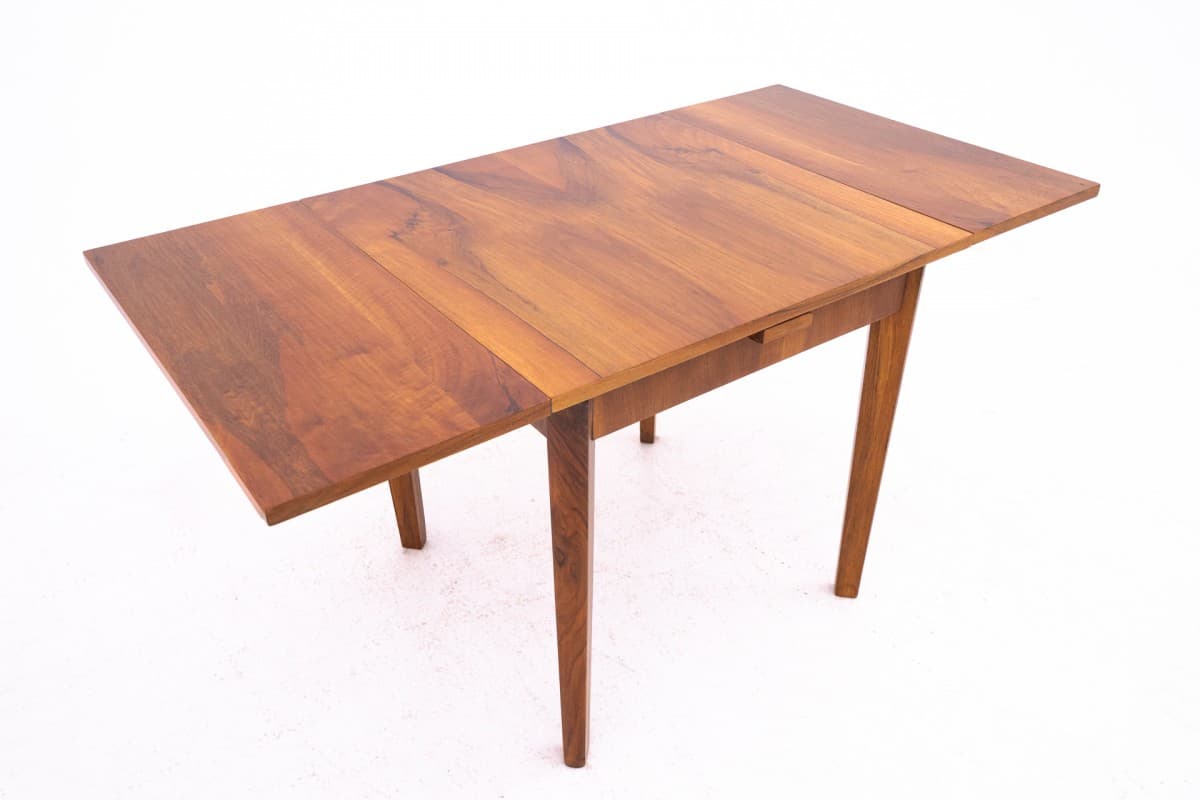 Walnut Square Art Deco Table, Poland, 1940s - 49645