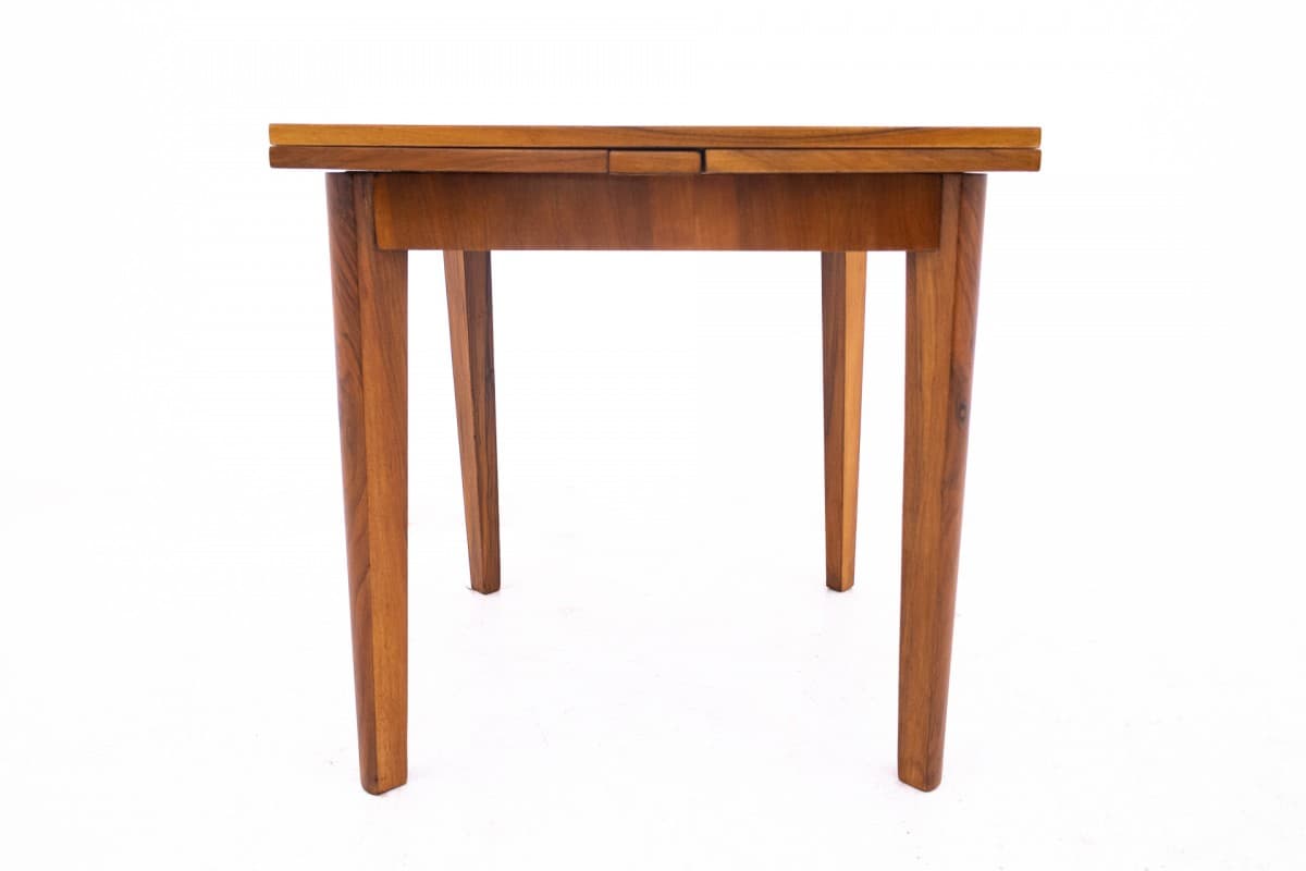 Walnut Square Art Deco Table, Poland, 1940s - 49639