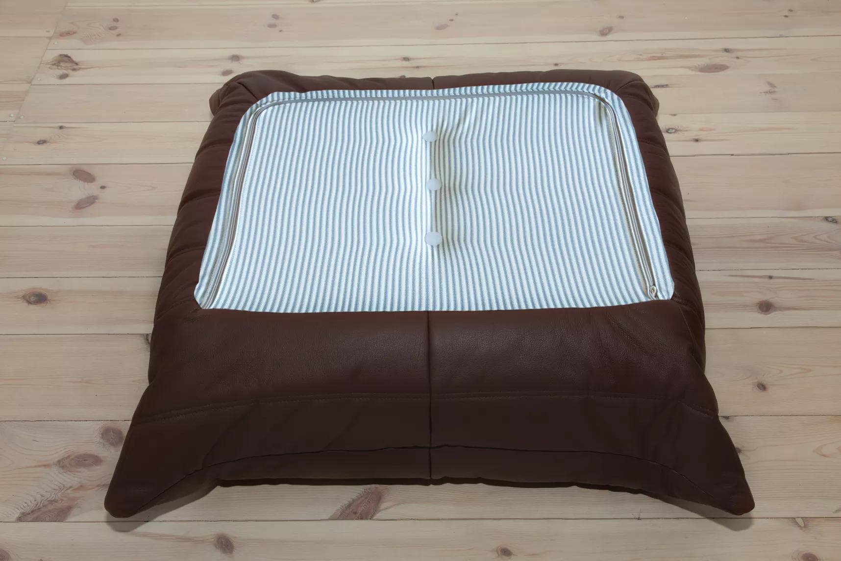 Podnóżek Togo, skóra brązowa madras - 165607