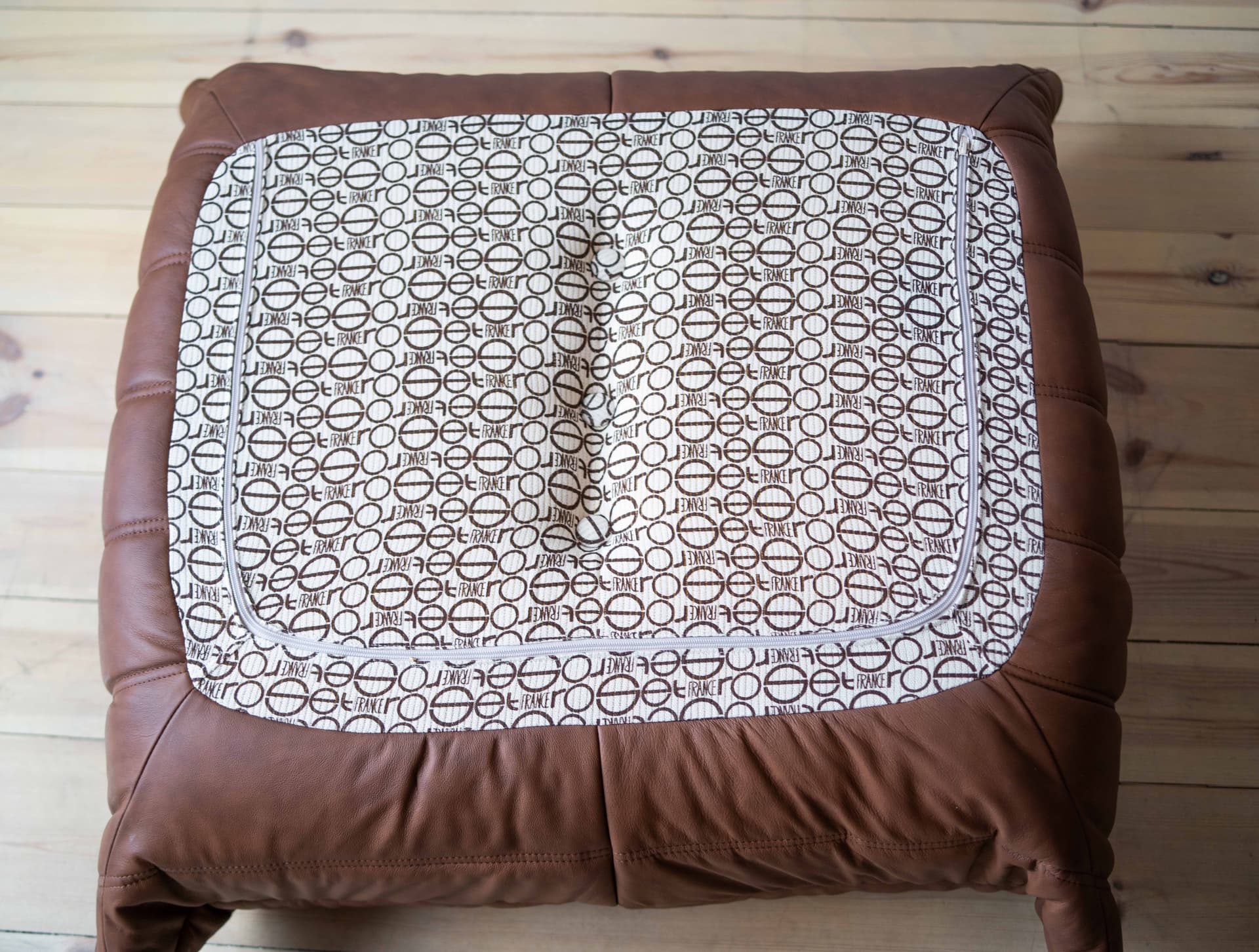 Podnóżek Togo, skóra brązowa folk - 165449