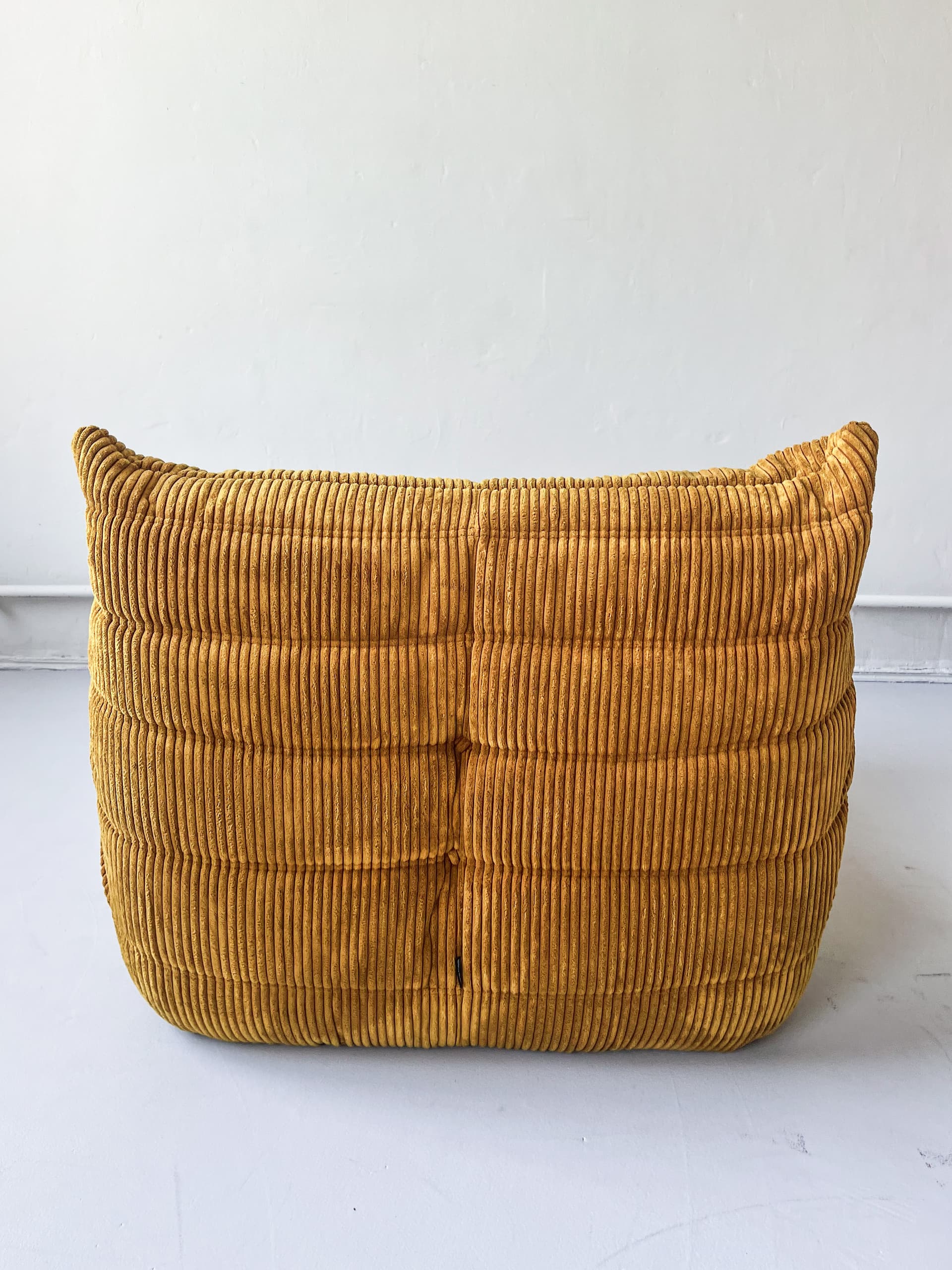 Fotel wypoczynkowy Togo, cord piaskowy brąz - 166163