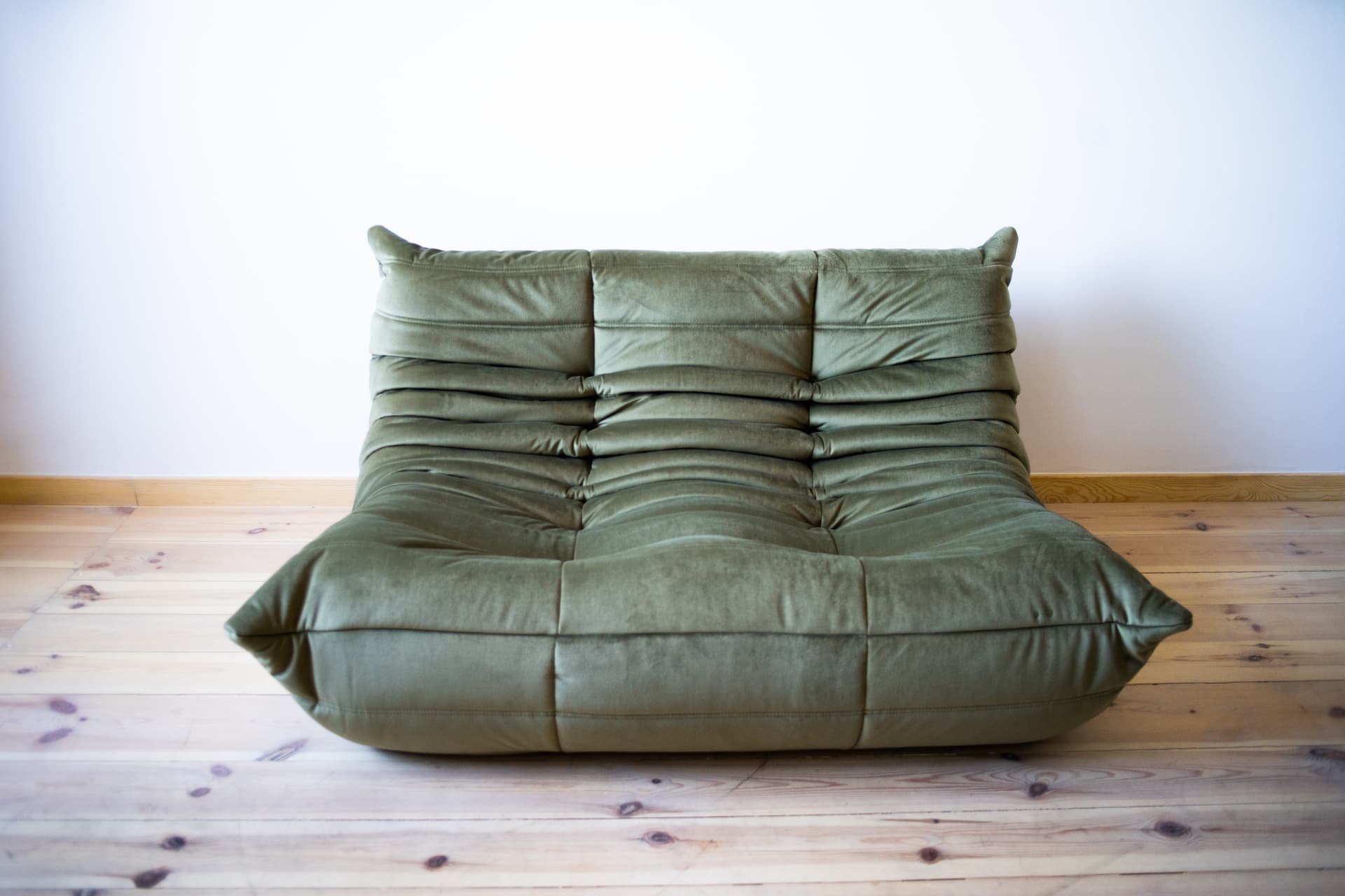 Sofa Togo dwuosobowa, velvet zielony khaki - 166314
