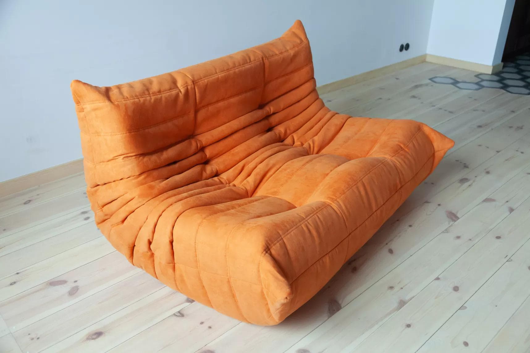 Sofa Togo dwuosobowa, mikrofibra pomarańcz - 166588