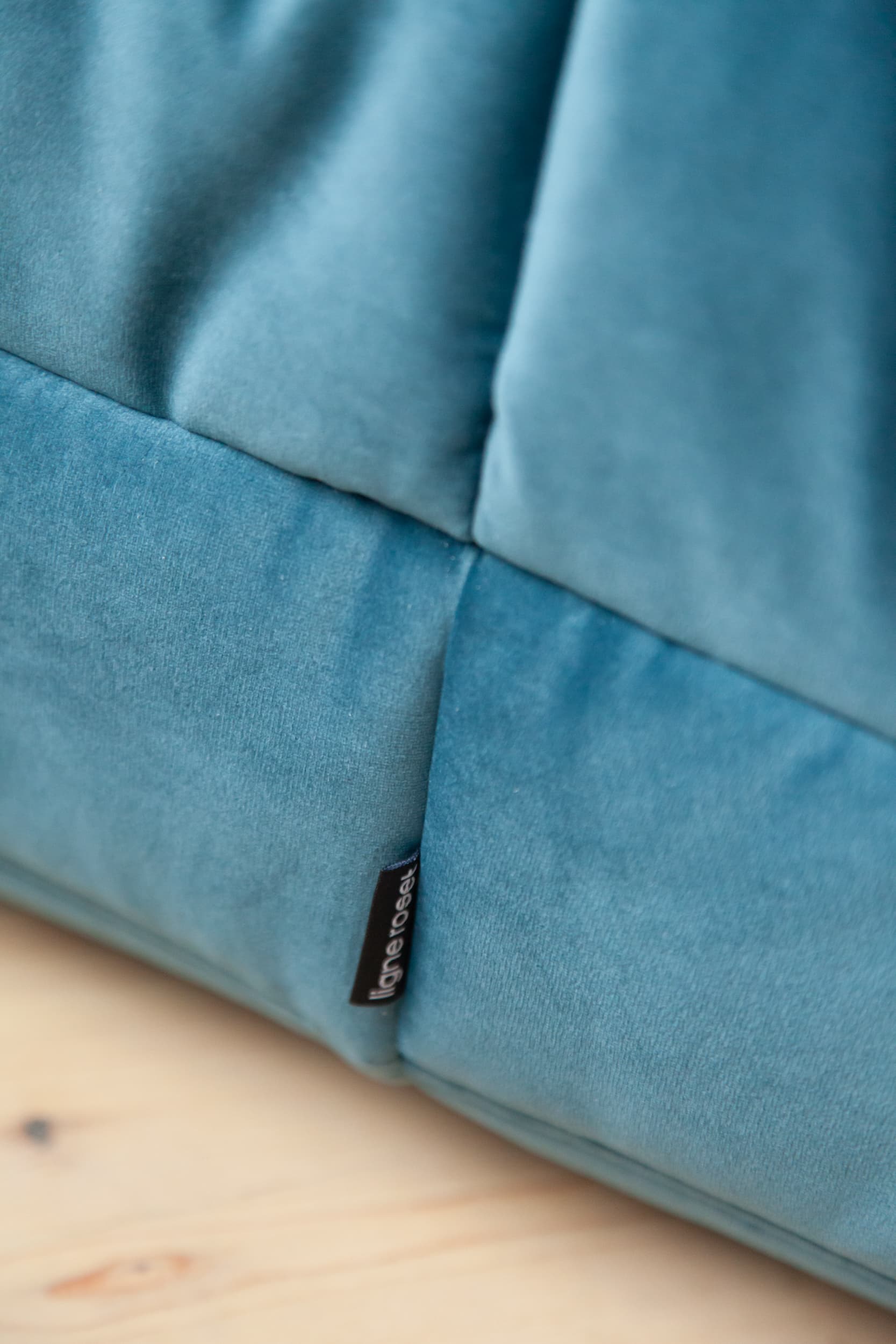 Sofa Togo trzyosobowa, velvet błękitny morski - 166459