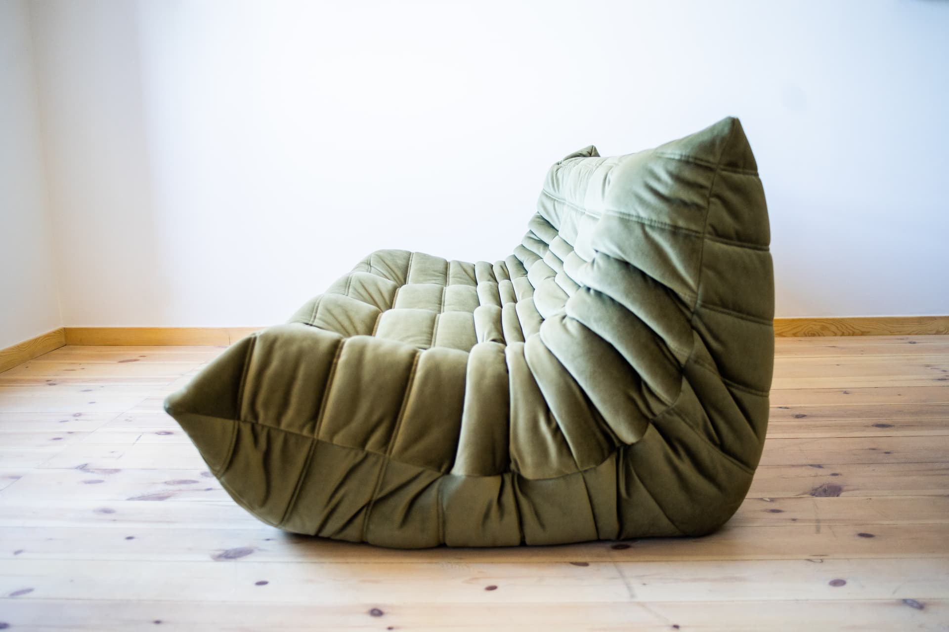 Sofa Togo trzyosobowa, velvet zielony khaki - 166479
