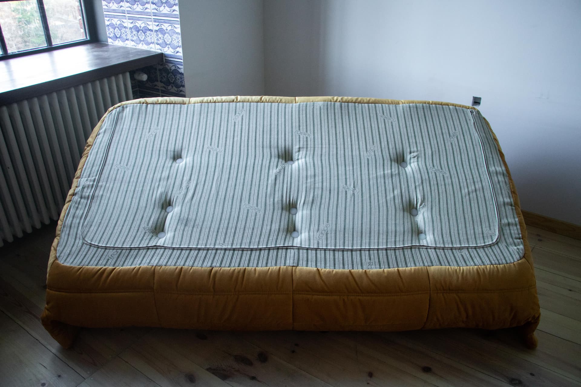 Zestaw wypoczynkowy Togo 5 części, velvet złoty - 166529