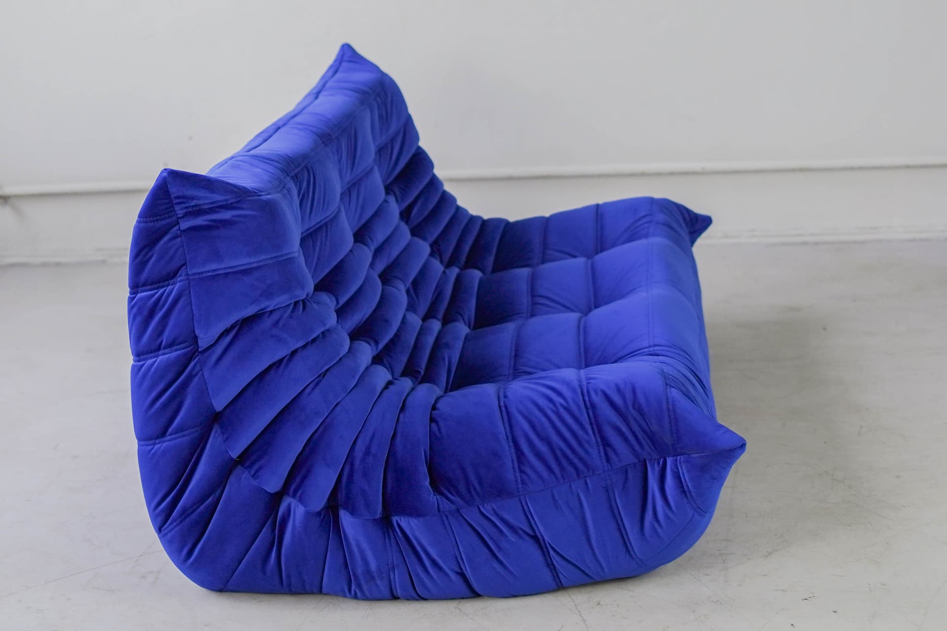 Sofa Togo trzyosobowa, velvet kobalt - 166755