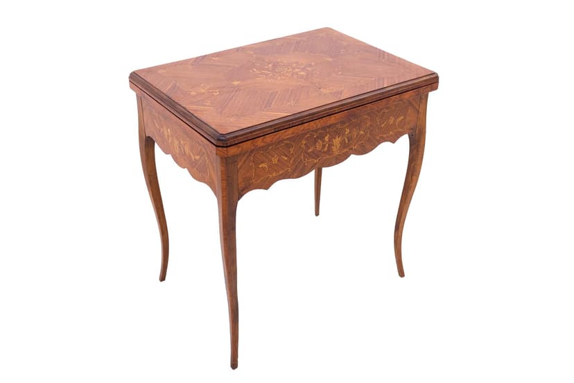 Orzechowy stolik karciak, Francja, lata 60. XIX wieku