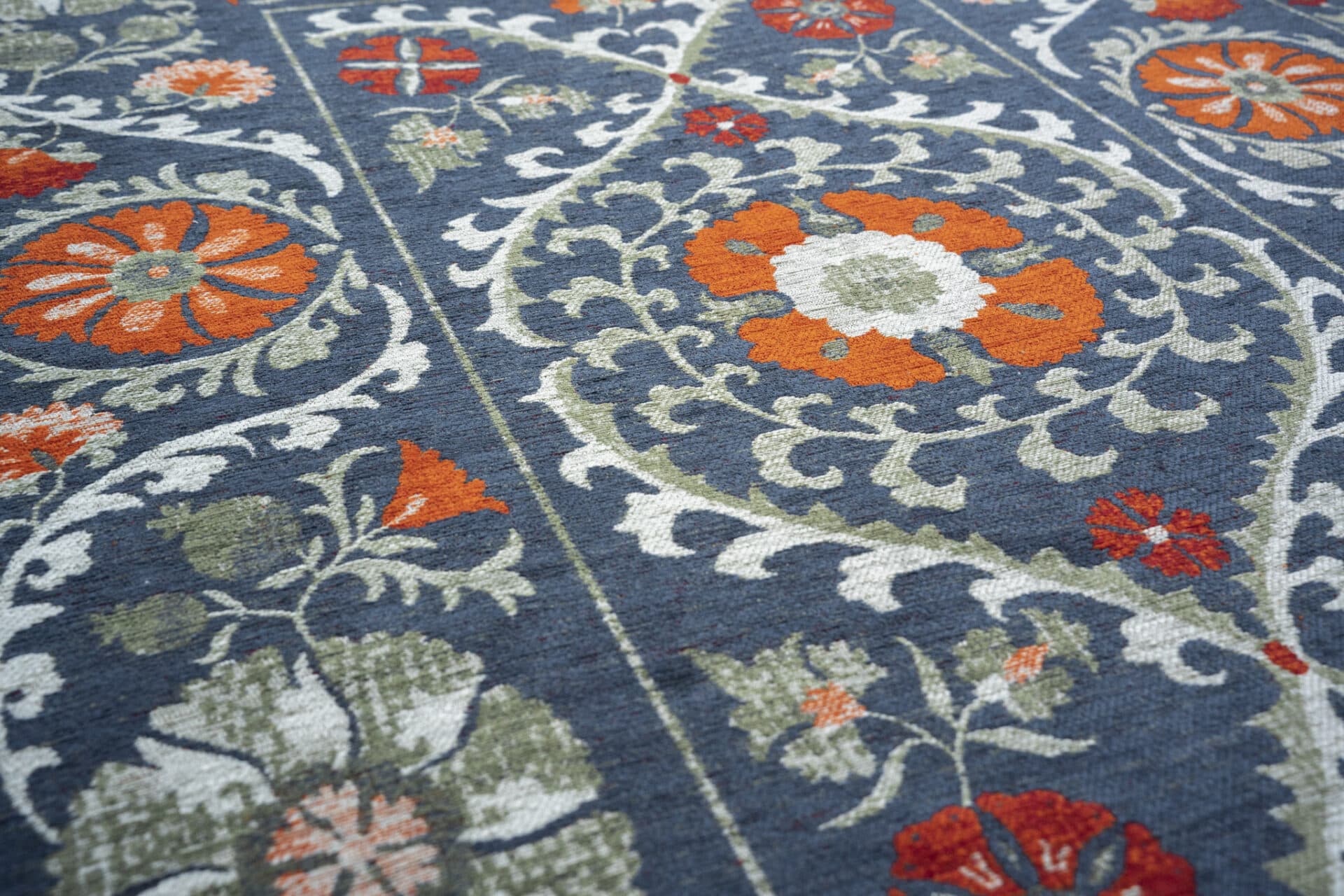 Dywan SUZANI NORDIC 170x240 cm czerwony, niebieski, Louis De Poortere - 56515