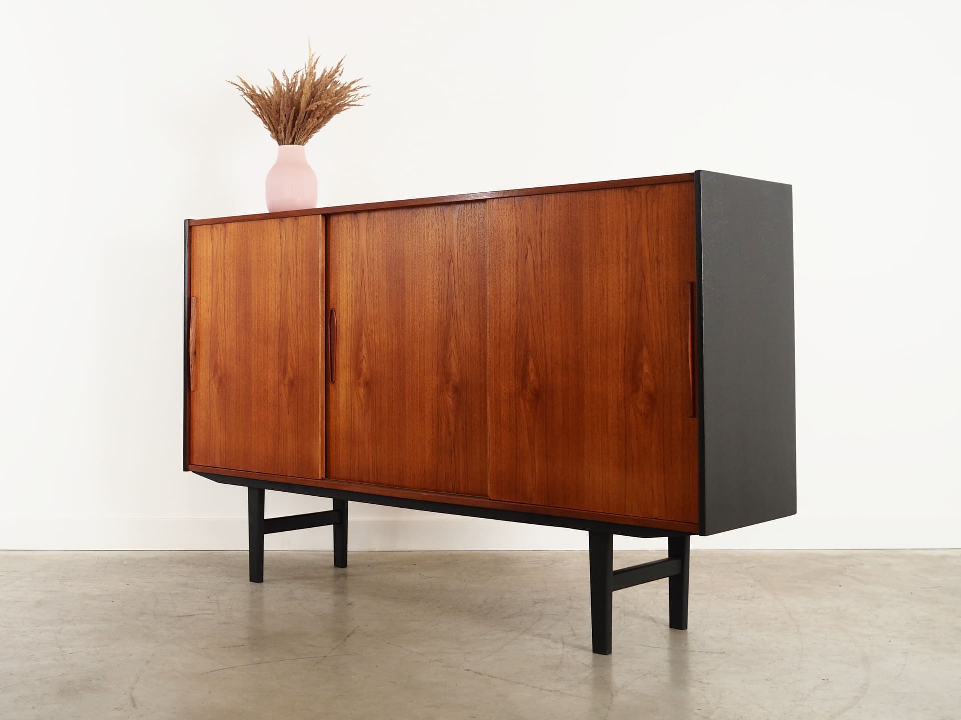 Highboard, teak jasnobrązowy, Dania, lata 60. - 58778