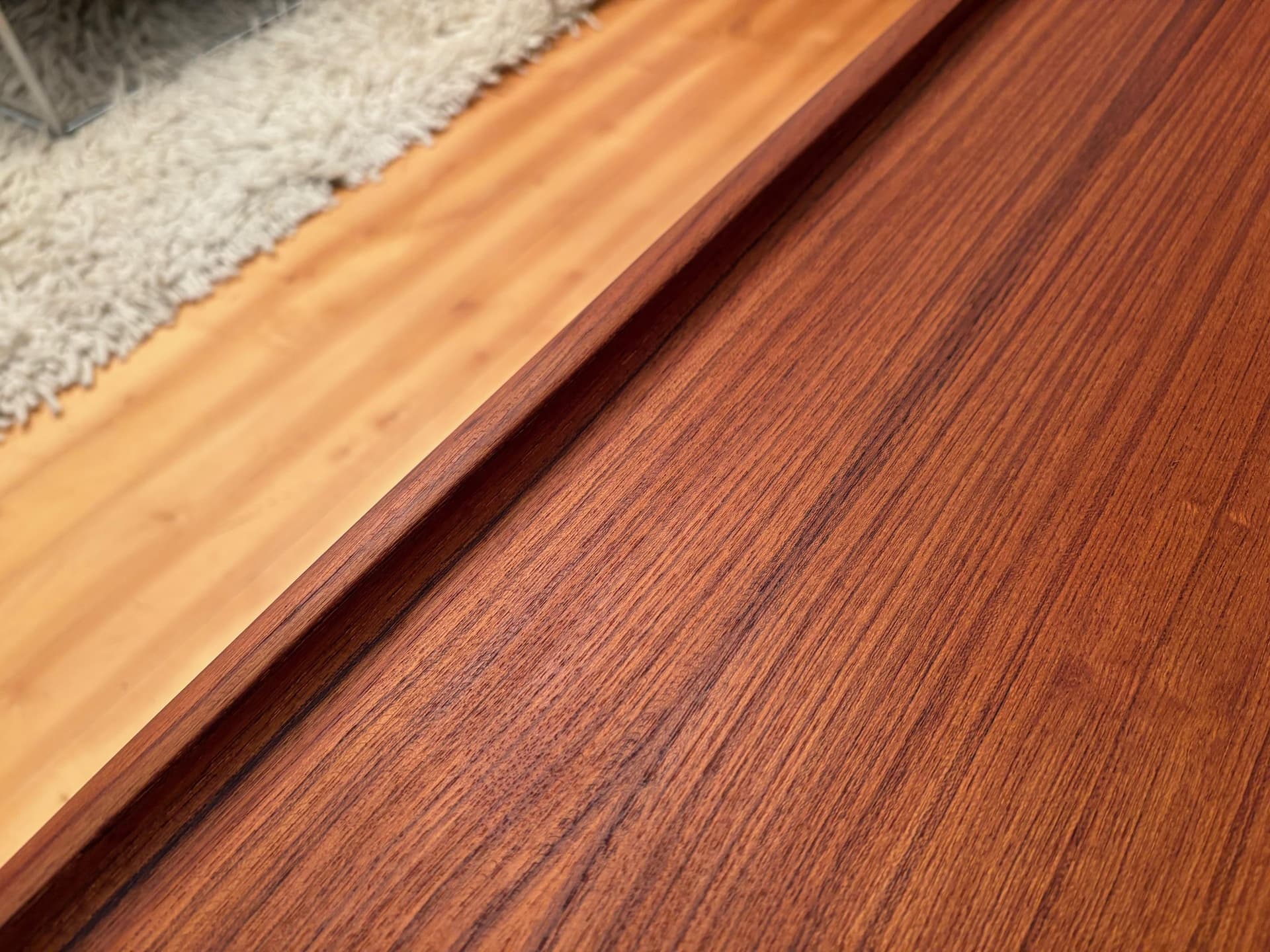 Coffee table, brown teak, by G. Jalk, Glostrup Møbelfabrik, Denmark, 1960s. - 79679