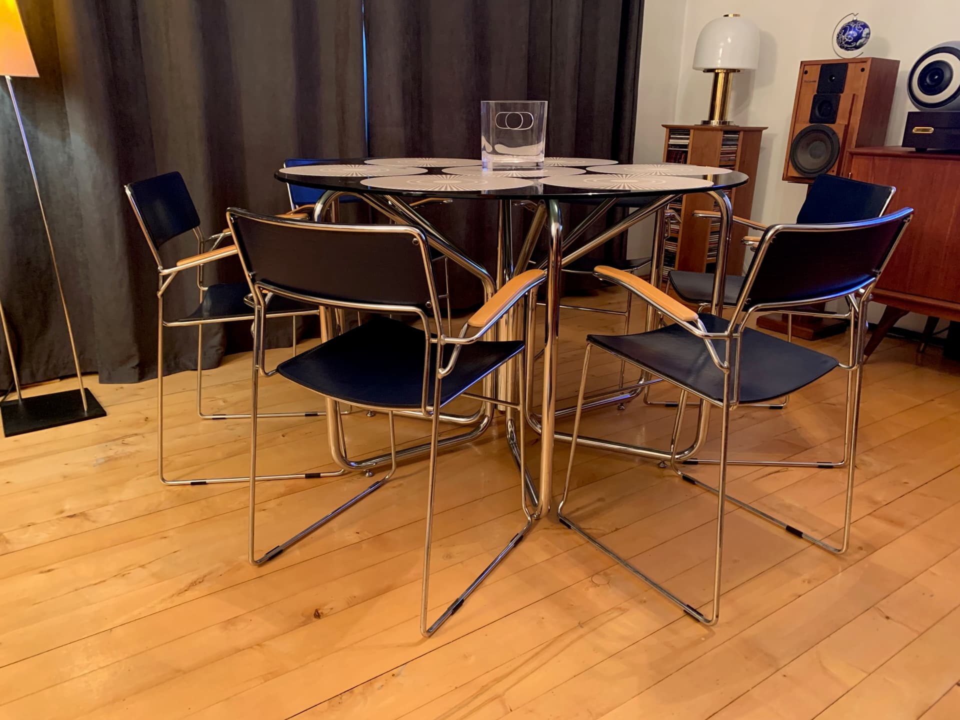 Zestaw czterech krzeseł Sultana, skóra naturalna granatowa, buk, stal chromowana, Arrben, Włochy, lata 70. - 59256