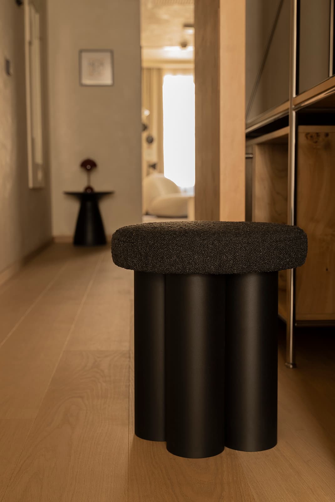 Stool Ø38x45 cm black boucle, no designer, no brand - 62204