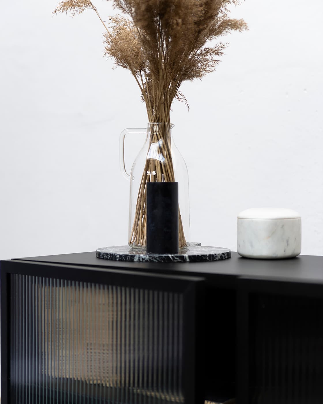 Komoda stalowa ze szklanymi drzwiami czarna Object027, NG Design - 62752