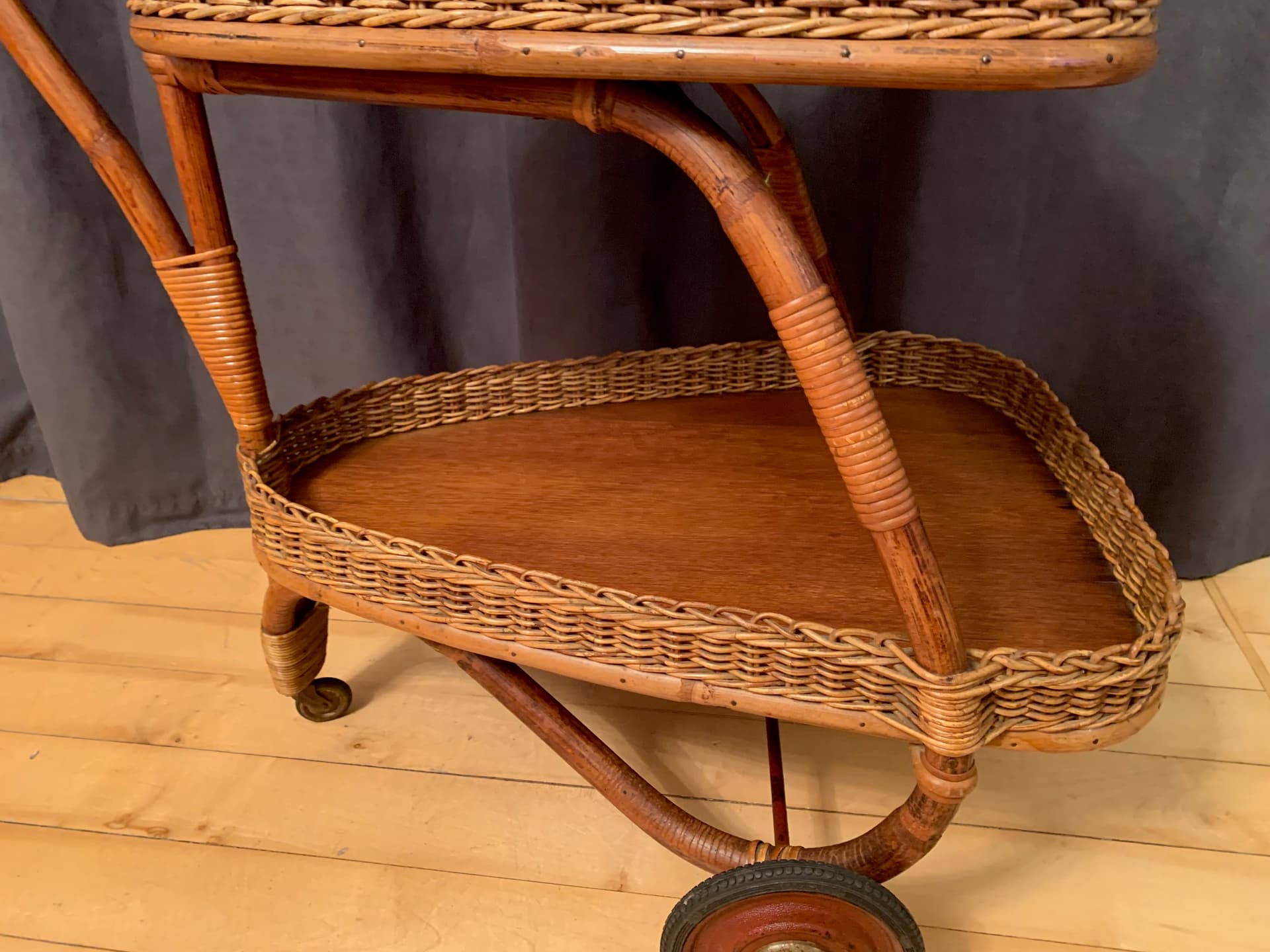 Bar cart, light brown bamboo, Italy, 1950s. - 59295