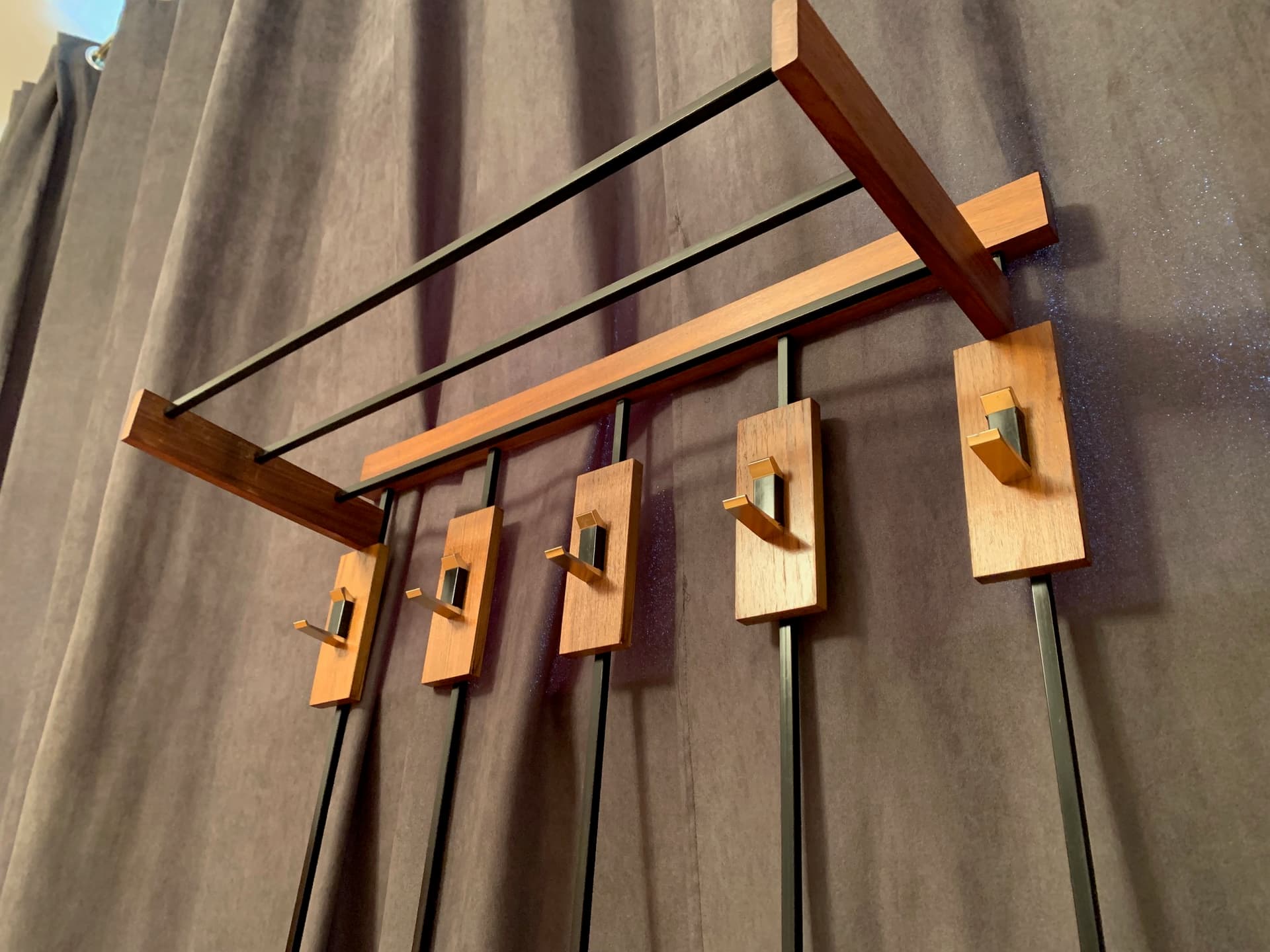 Wall-mounted rack, walnut brown, black steel, 1960s - 59679
