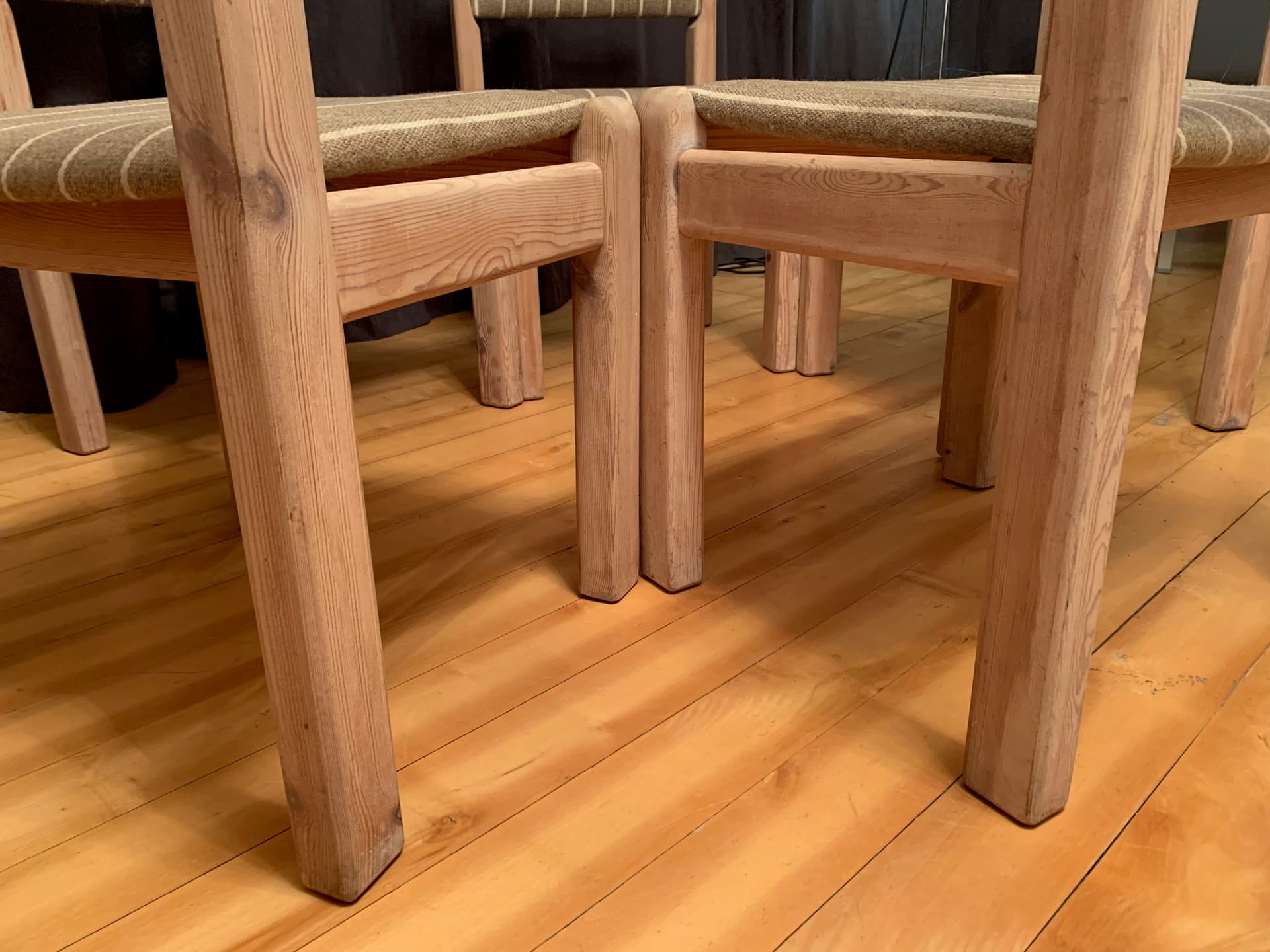 Zestaw pięciu krzeseł, oliwkowy, wełna, sosna, Thorsø Stolefabrik, Dania, lata 70. - 59690