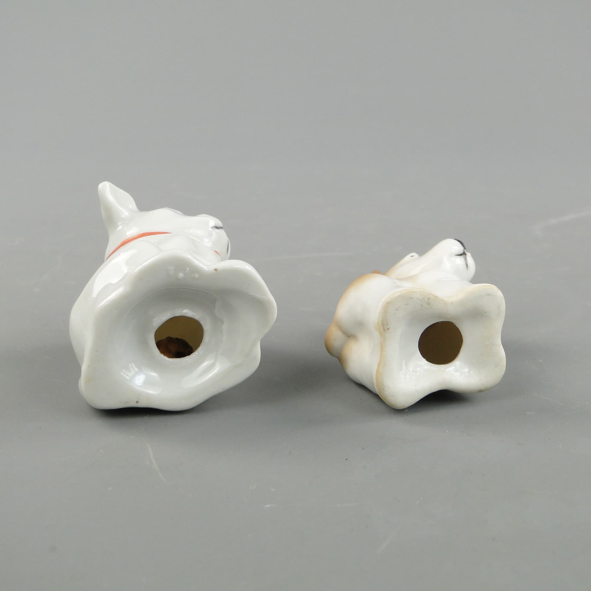 Para solniczek figuralnych Art déco, ceramika biała, Niemcy, lata 30. - 59931