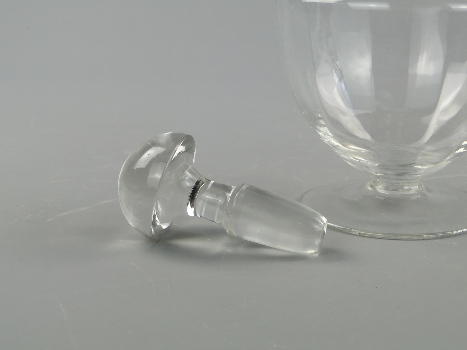 Karafka Art déco, szkło transparentne, Polska, lata 50. - 59976