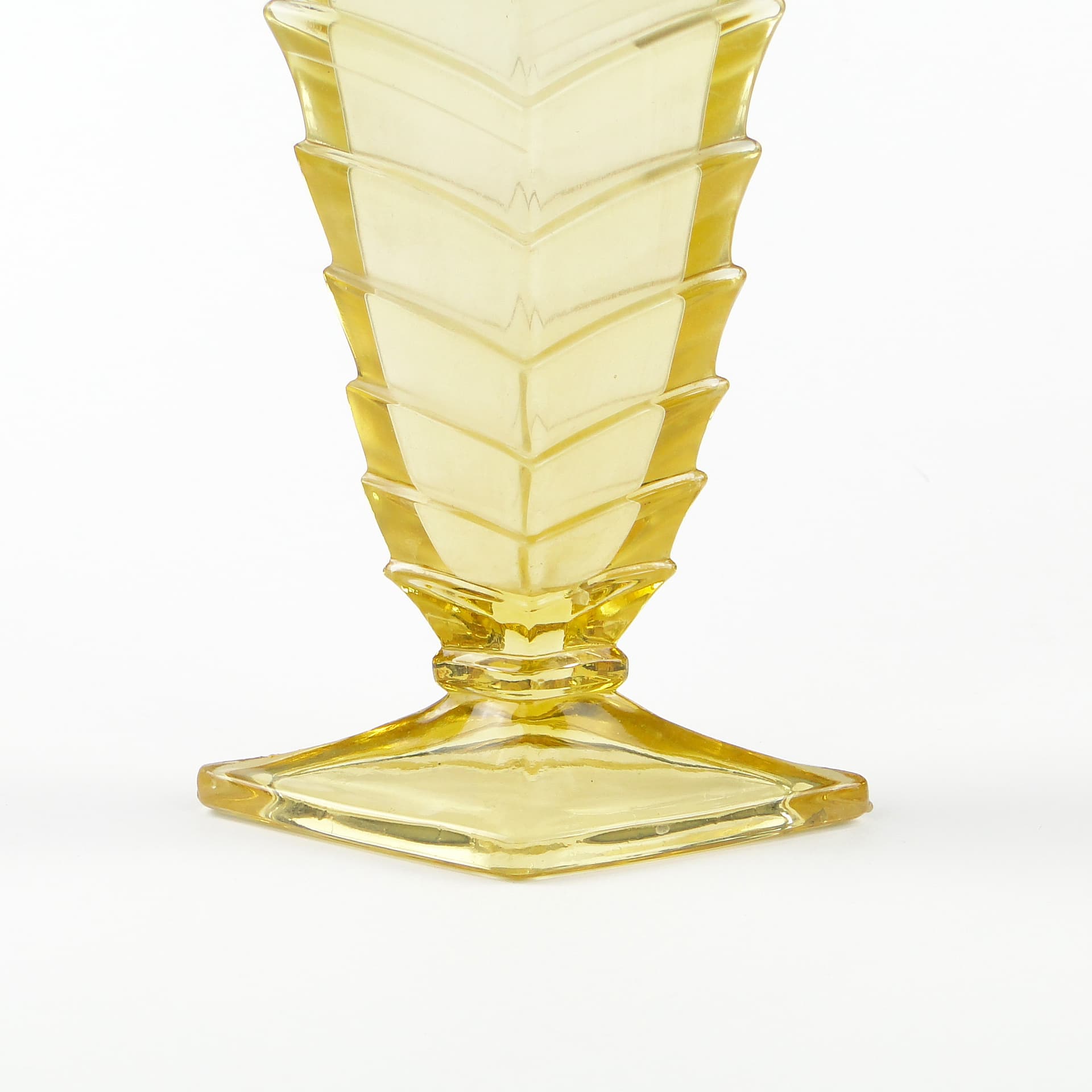 Wazon Art Deco, szkło żółty, Czechosłowacja, lata 30. - 60003