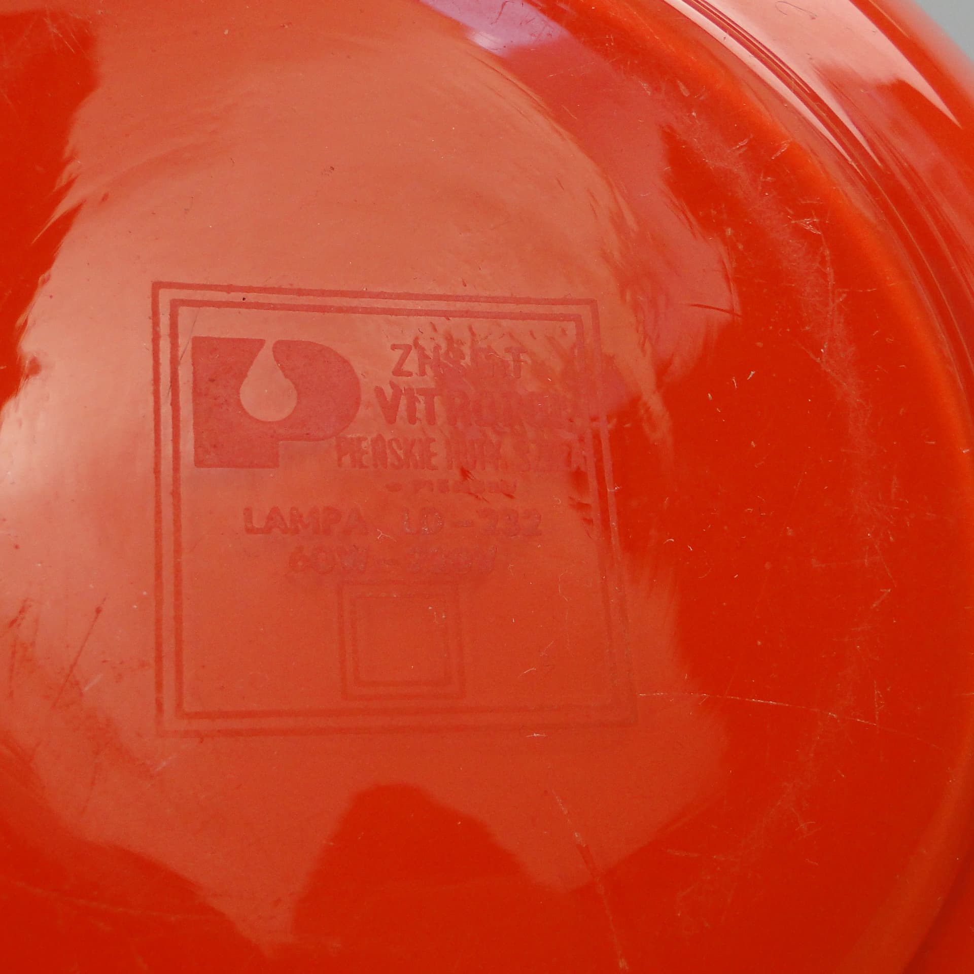 Lampa stołowa Space Age, szkło pomarańczowy, Zakłady Sprzętu Oświetleniowego Zaos, Polska, lata 70. - 60172