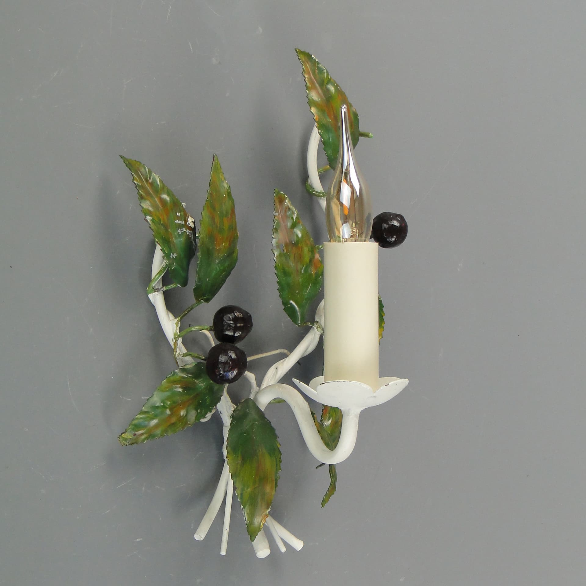 Kinkiet secesyjny, ivory white, metal, Włochy, lata 70. - 60178