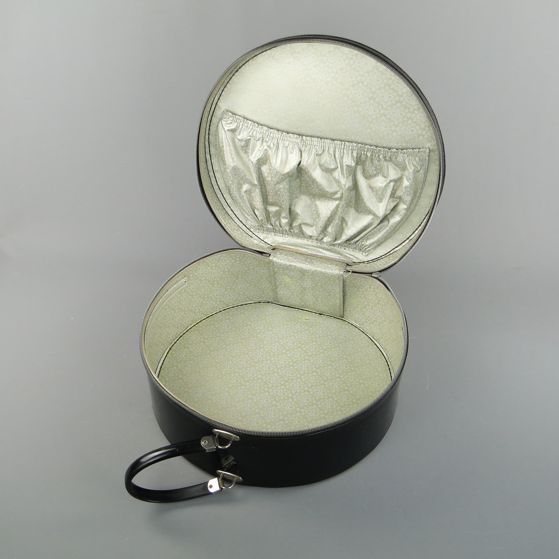 Hatbox, black, artificial leather, metal, France, 1950s - 60205