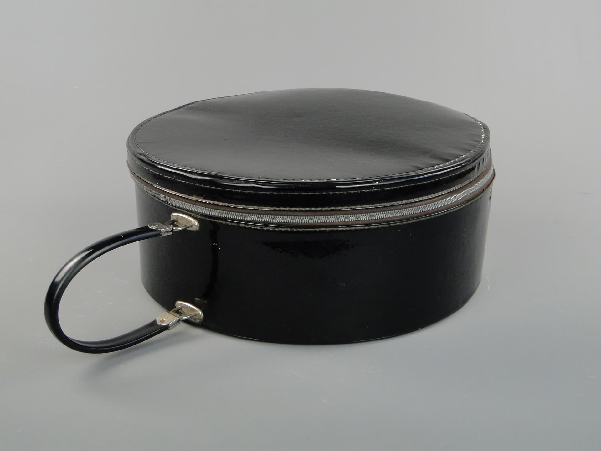 Hatbox, black, artificial leather, metal, France, 1950s - 60202