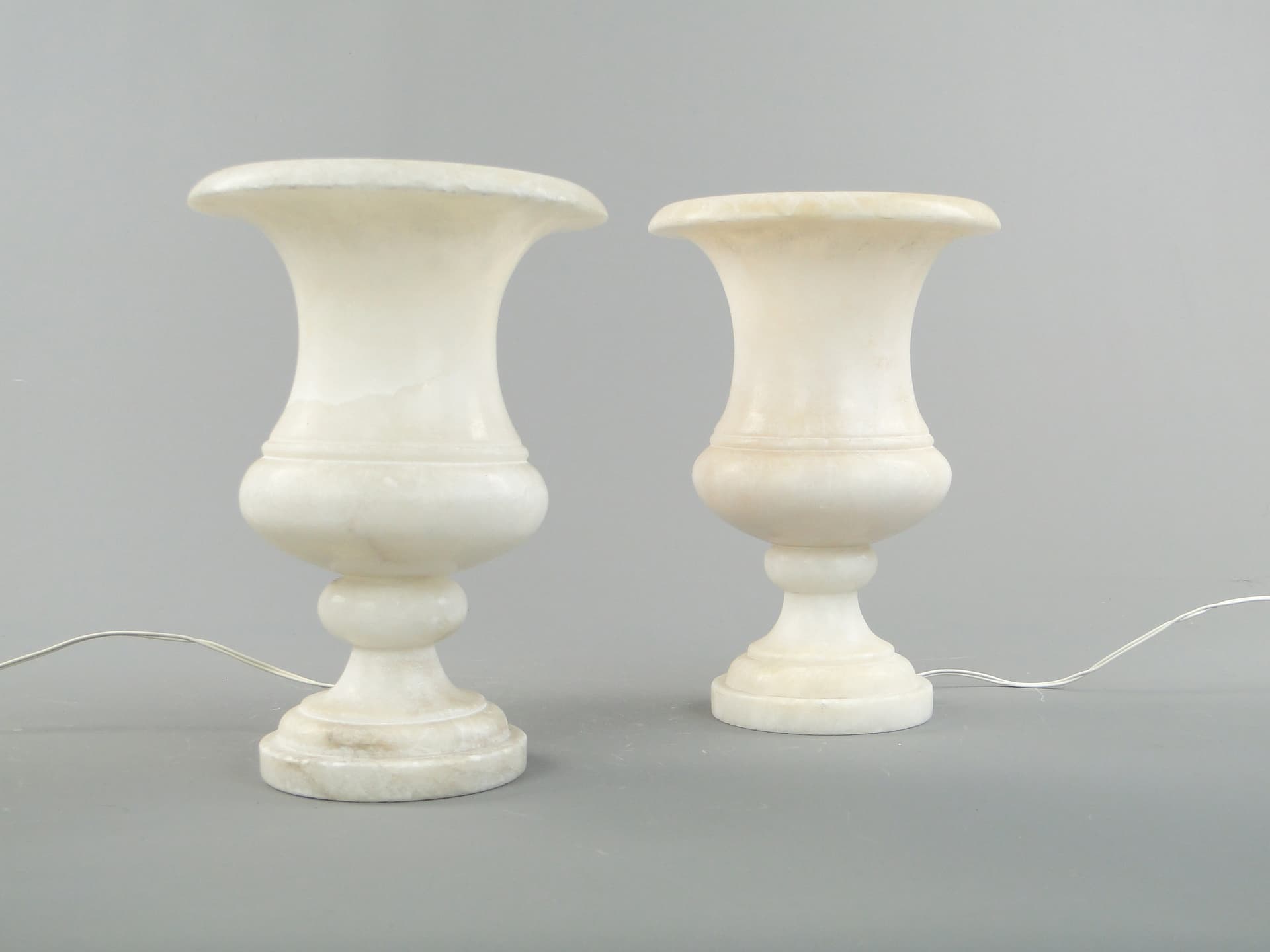 Para lamp stołowych, alabaster kość słoniowa, Francja, lata 20. - 60230