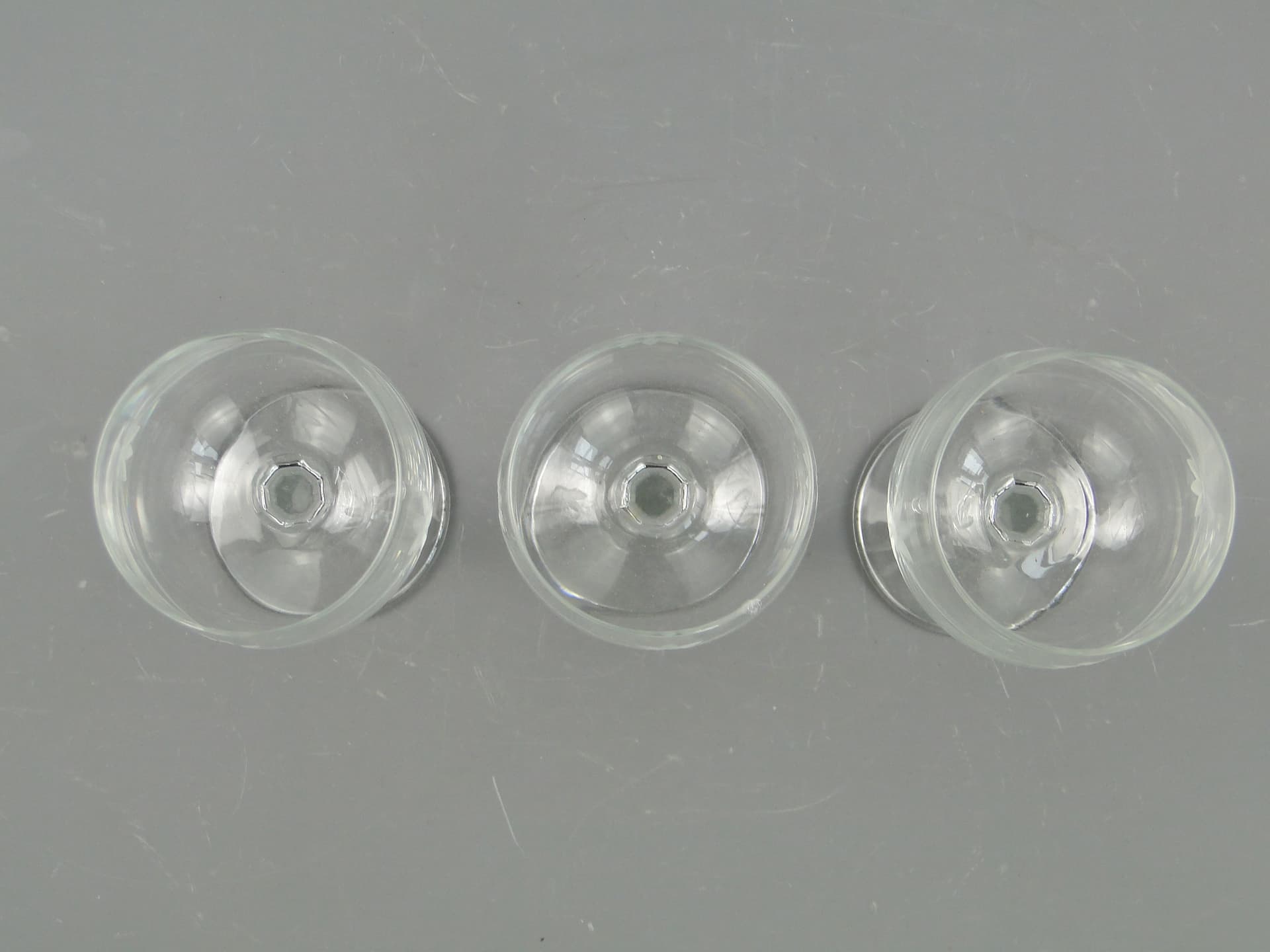 Komplet kieliszków secesyjnych, szkło transparent, Czechosłowacja, lata 30. - 60304