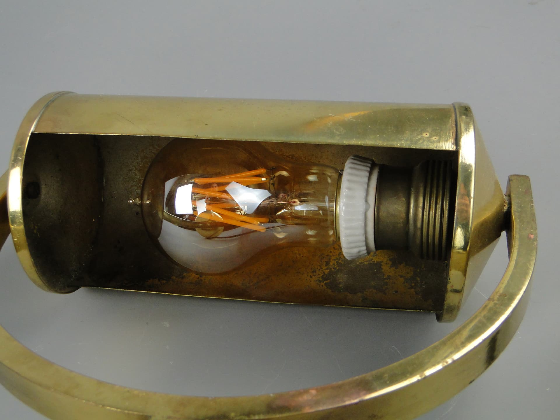 Lampa stołowa Art déco, mosiądz złoty, Polska, lata 30. - 60408