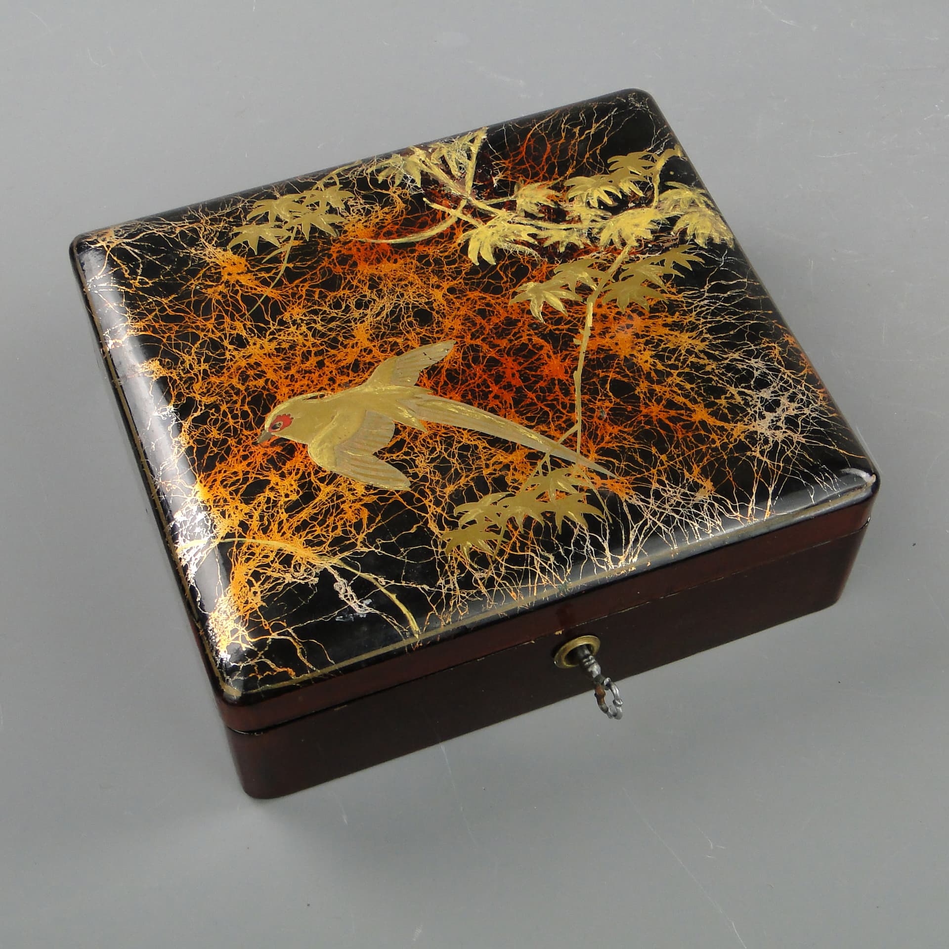 Oriental Box, black lacquer, wood, Japan, 1920s. - 60609