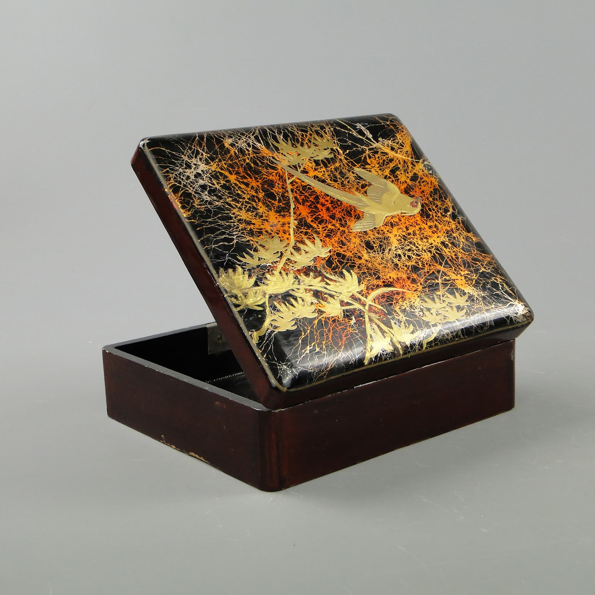 Oriental Box, black lacquer, wood, Japan, 1920s. - 60606