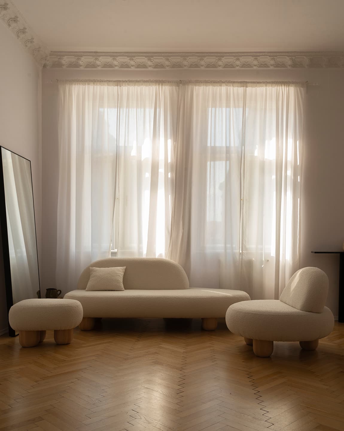 Boucle sofa 216x90x78 cm beige with oak legs, , - 61753