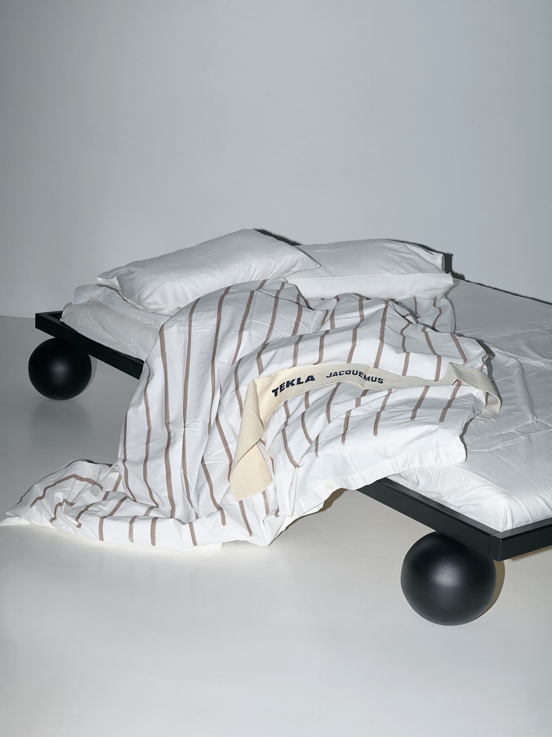 Łóżko stalowe 160 cm czarne Object089, NG Design - 62671