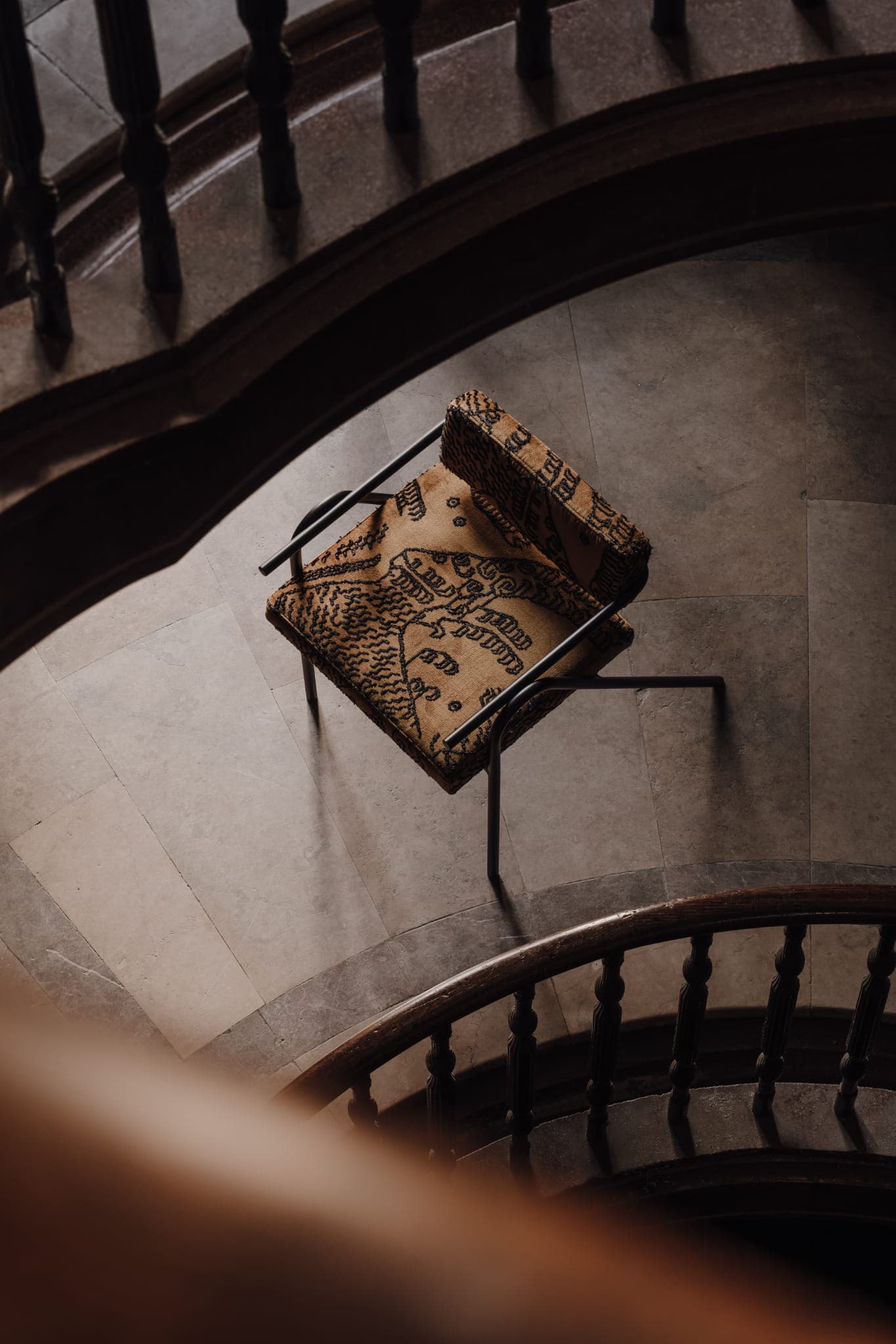 Krzesło tapicerowane tkanina Tiger Mountain Dedar Object102, NG Design - 62896